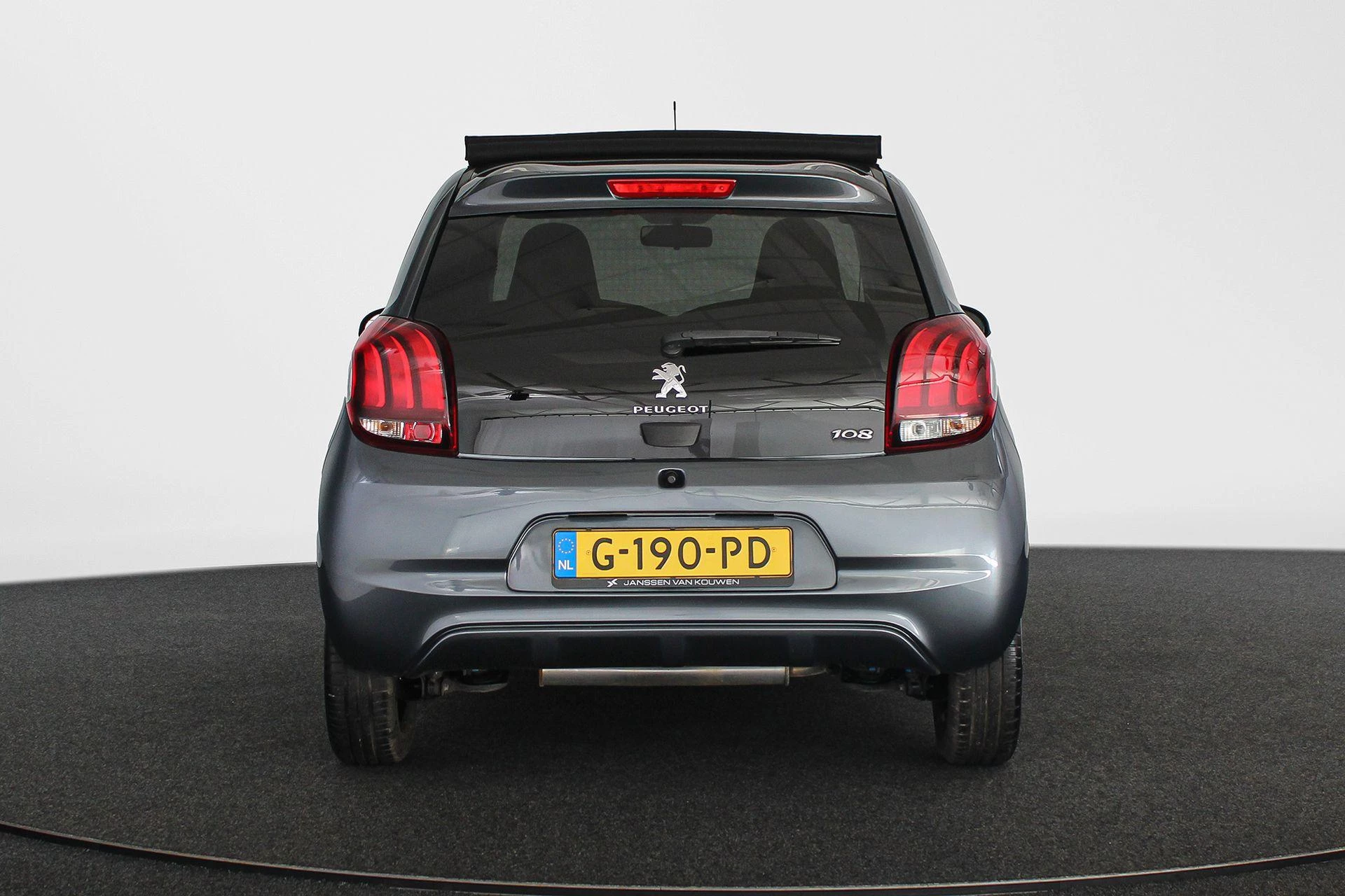 Hoofdafbeelding Peugeot 108