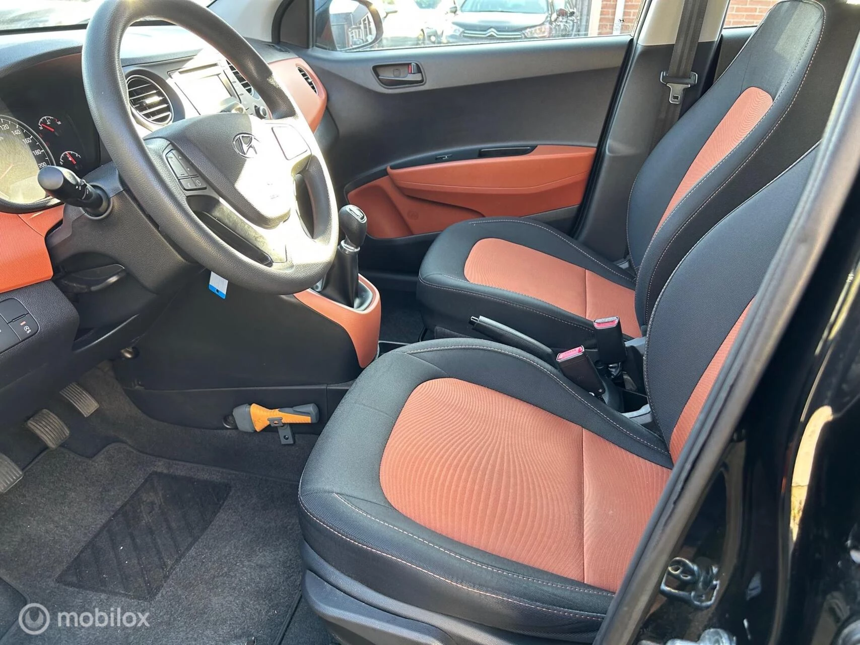 Hoofdafbeelding Hyundai i10