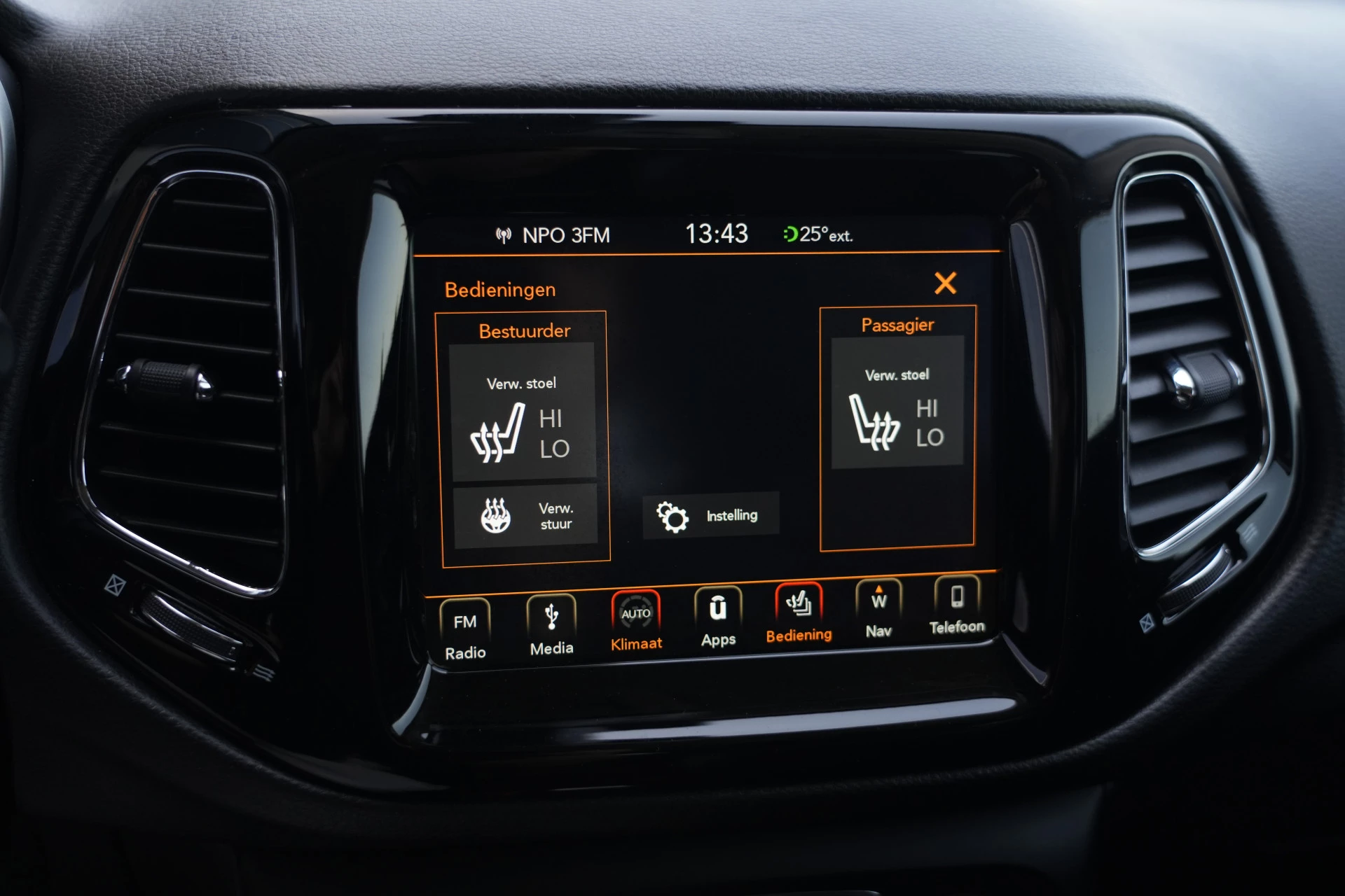 Hoofdafbeelding Jeep Compass
