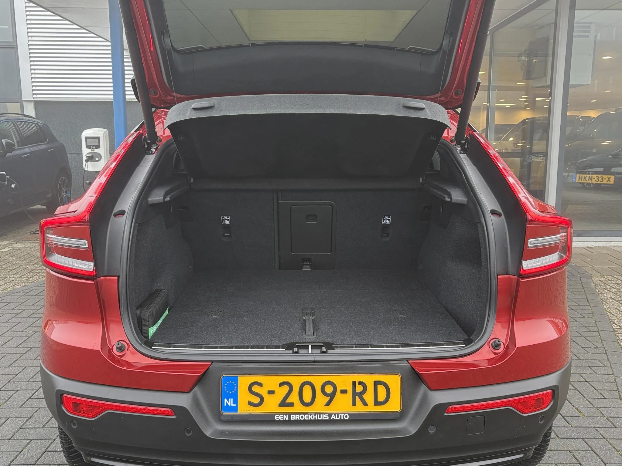 Hoofdafbeelding Volvo C40