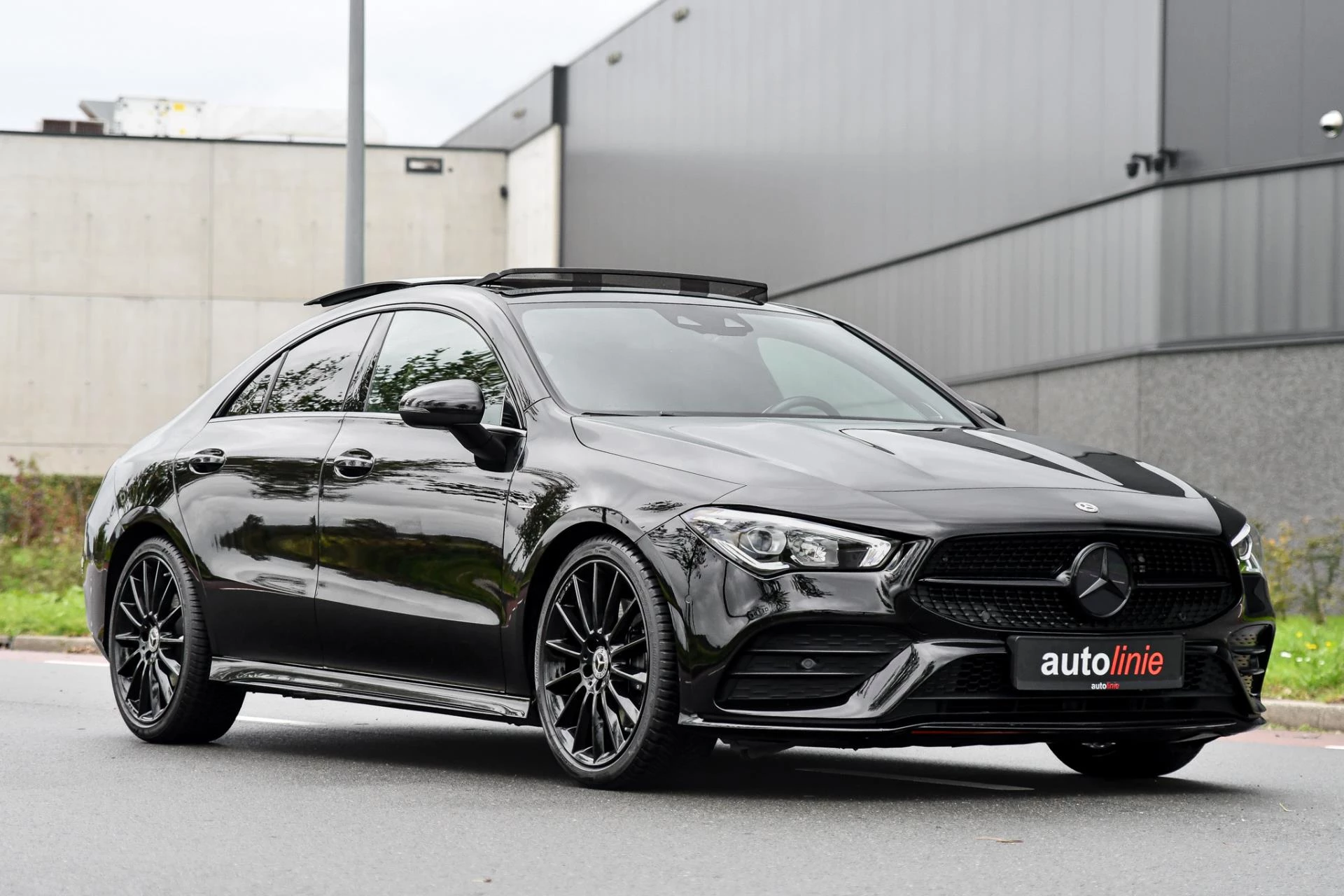 Hoofdafbeelding Mercedes-Benz CLA