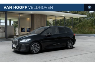 BMW 2 Serie Active Tourer 225e xDrive M Sport Automaat / Panoramadak / Trekhaak / Sportstoelen / M Adaptief onderstel / Comfort Access / Adaptieve LED / Achteruitrijcamera