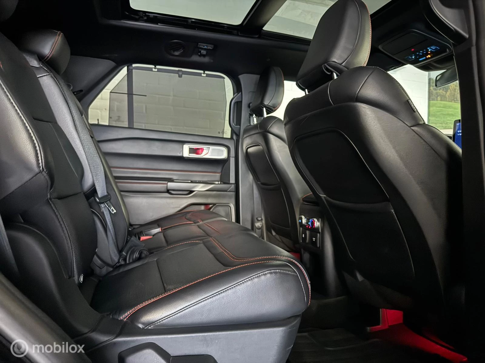 Hoofdafbeelding Ford Explorer