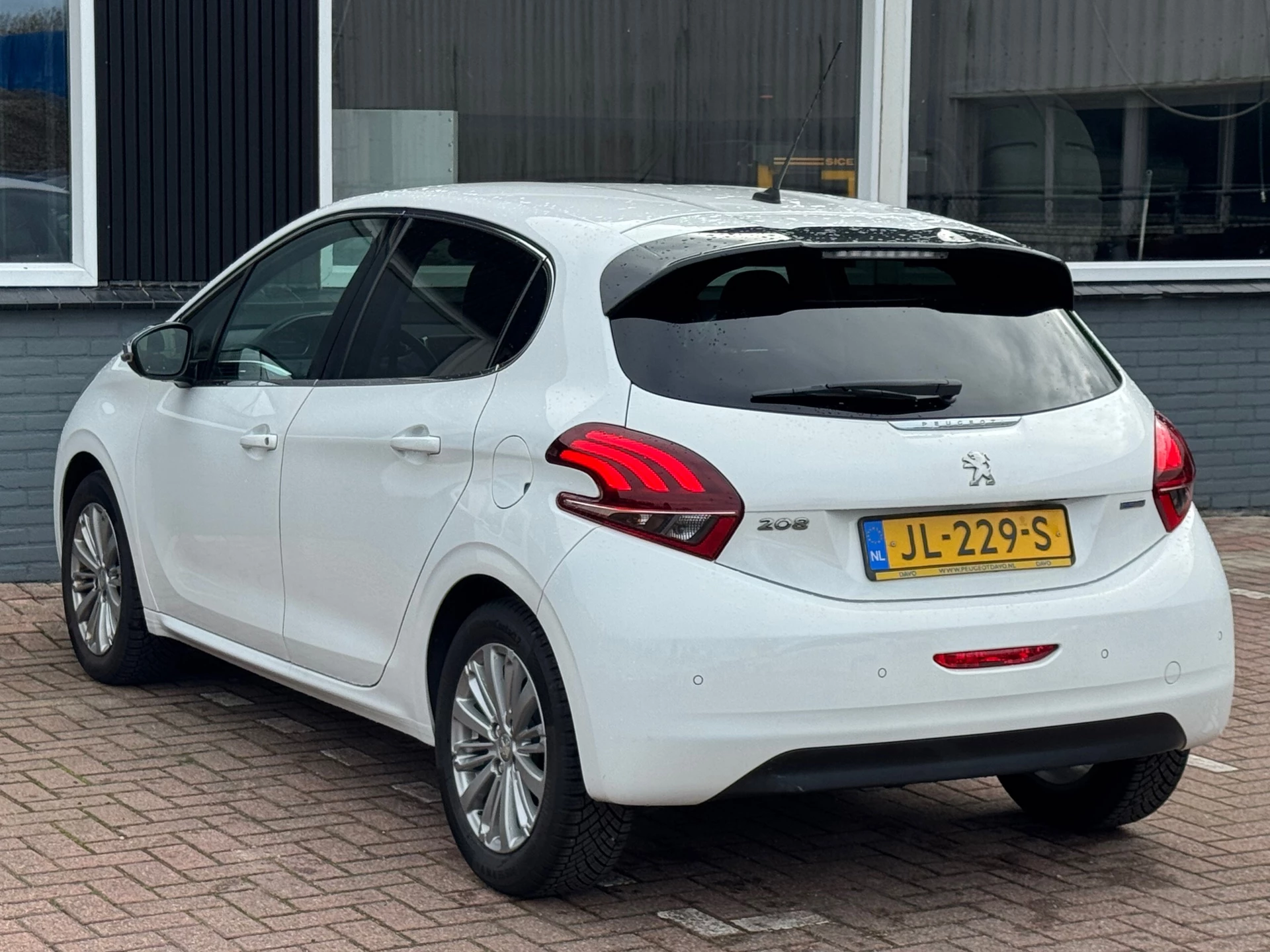 Hoofdafbeelding Peugeot 208