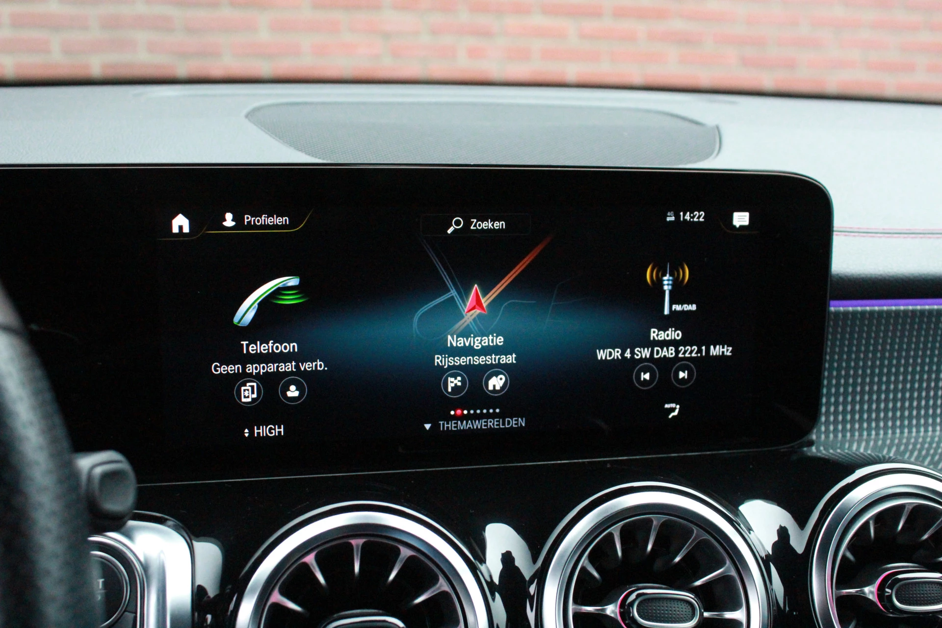 Hoofdafbeelding Mercedes-Benz EQB