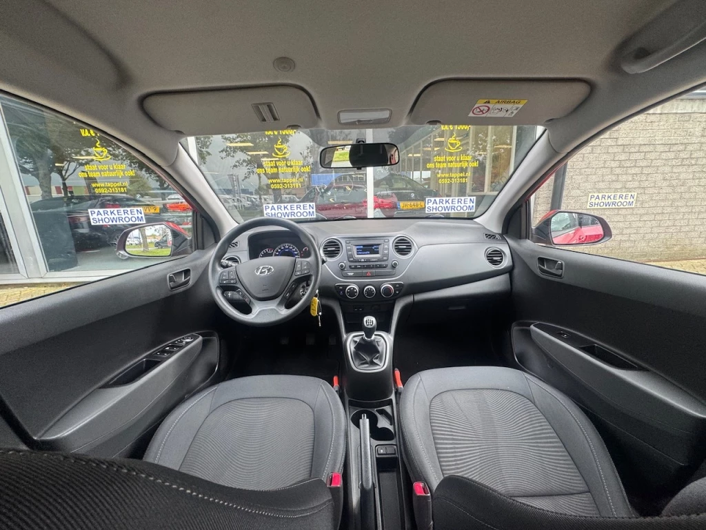 Hoofdafbeelding Hyundai i10