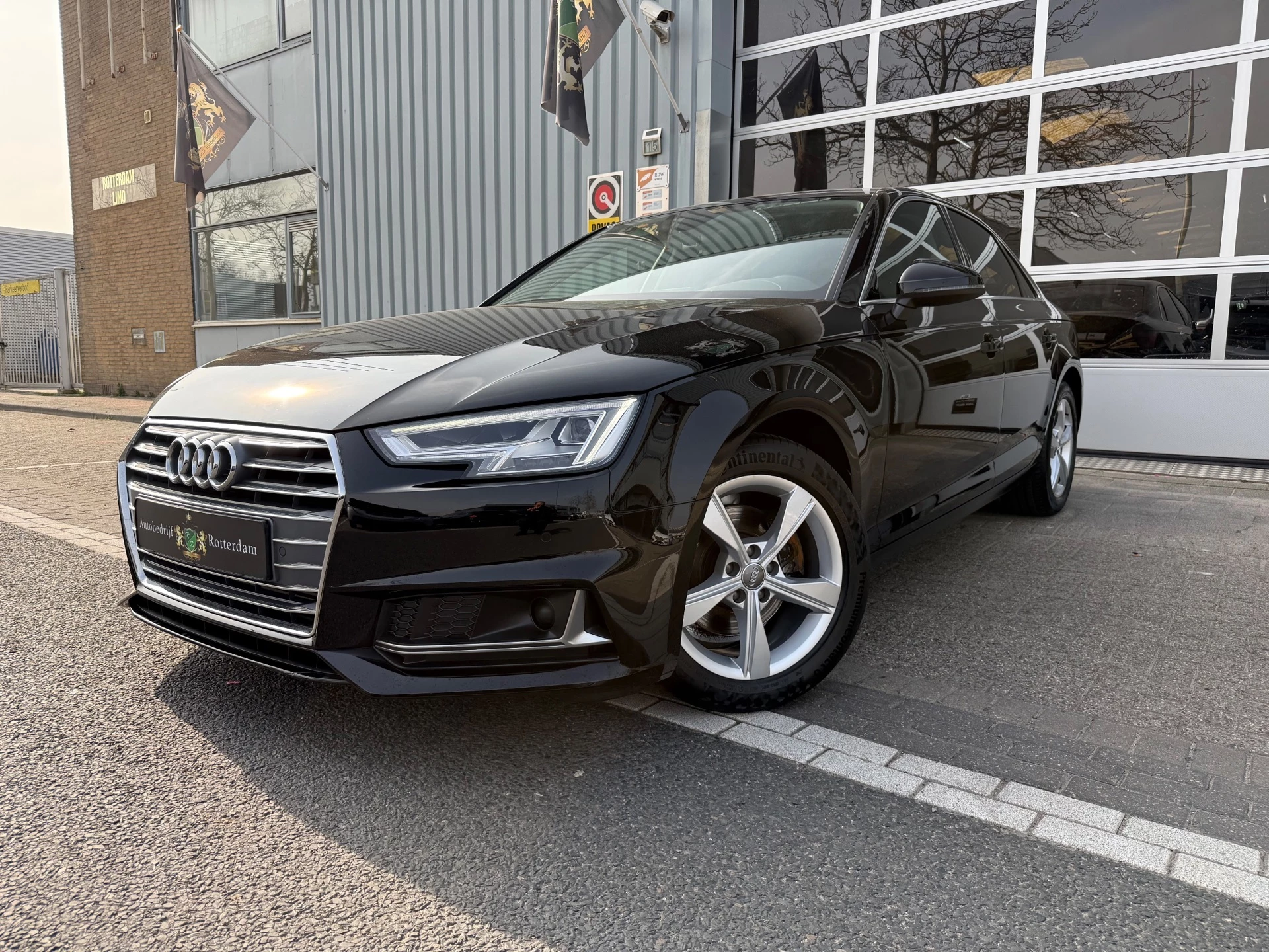 Hoofdafbeelding Audi A4