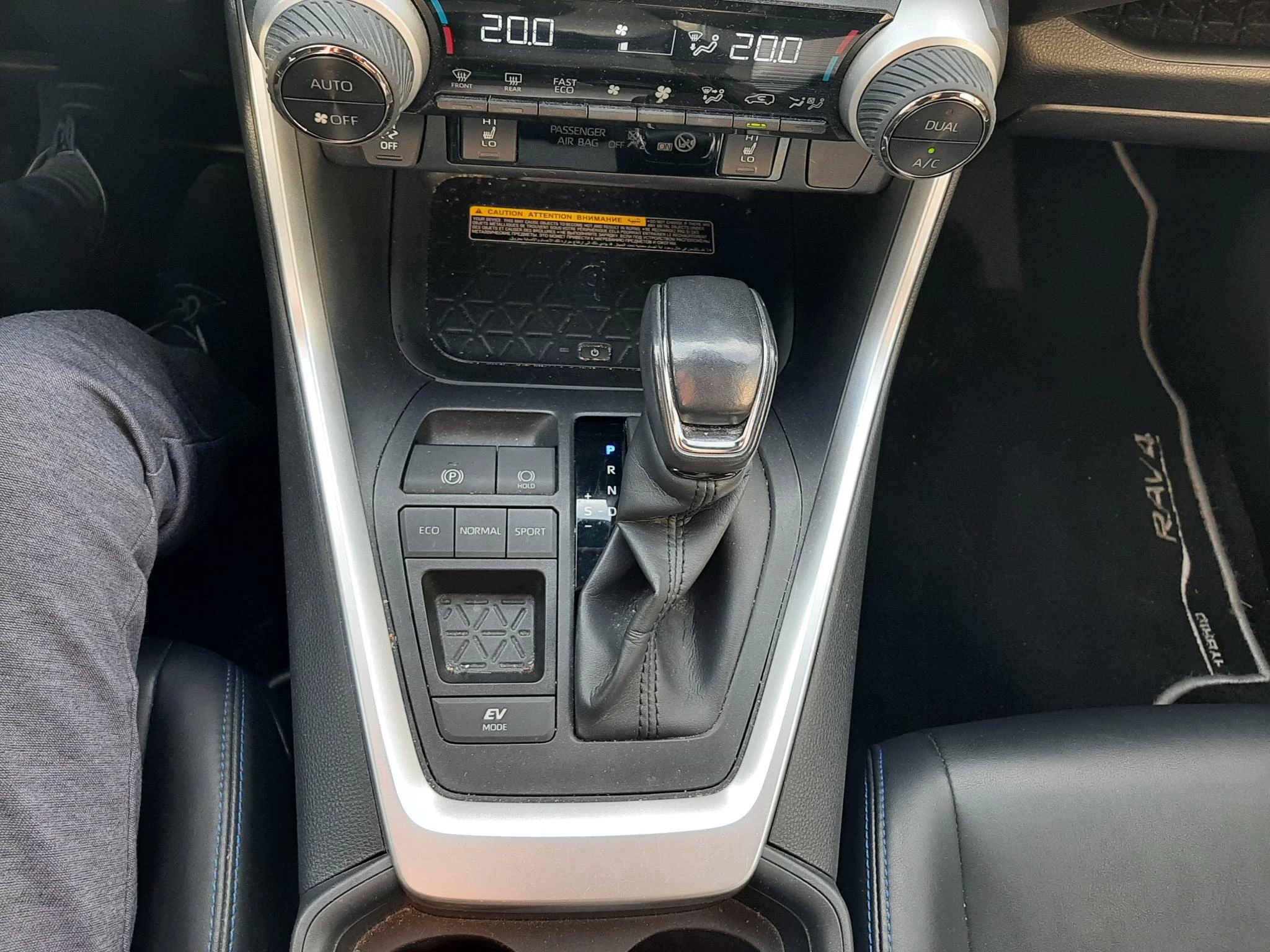 Hoofdafbeelding Toyota RAV4