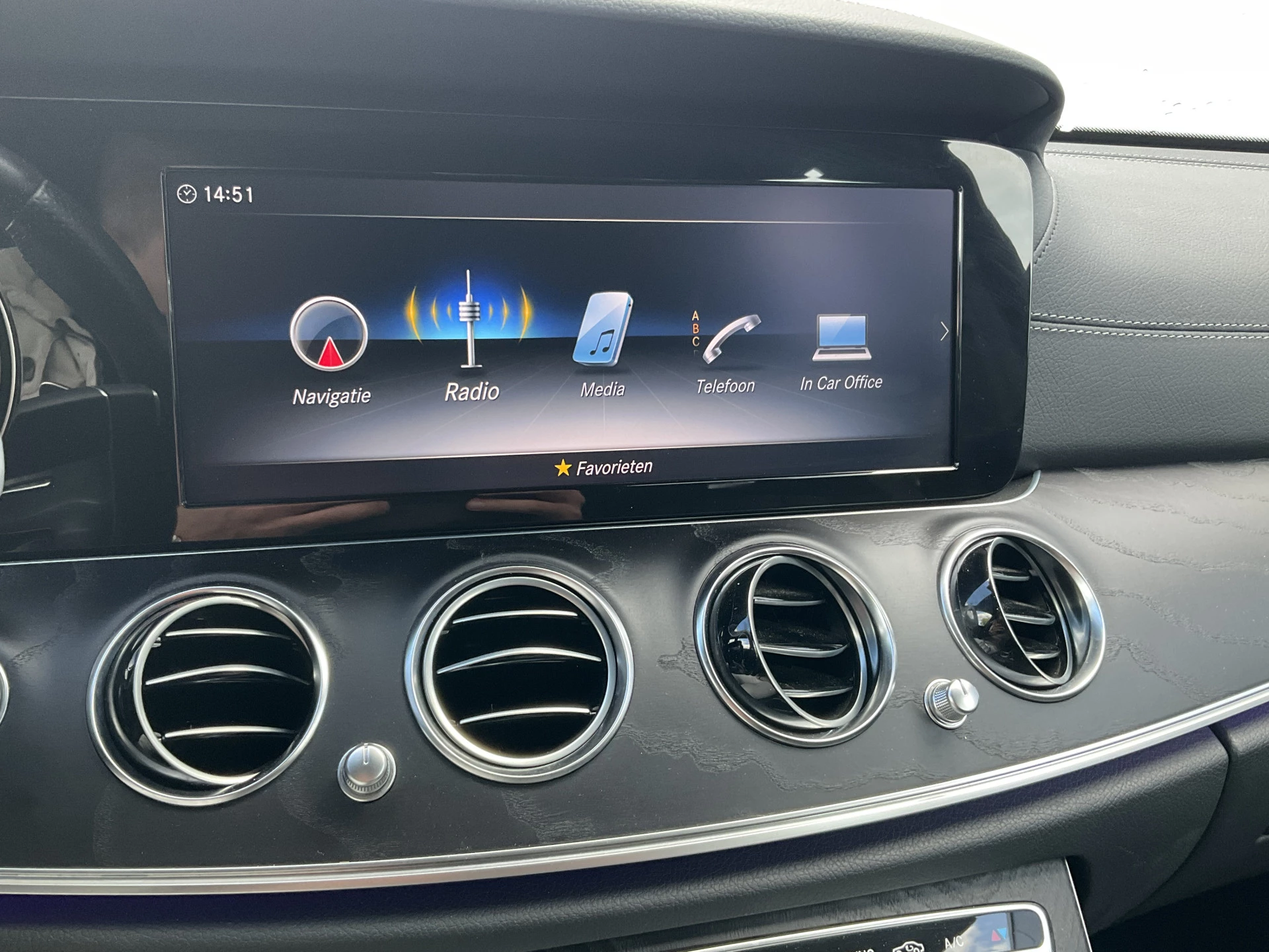 Hoofdafbeelding Mercedes-Benz E-Klasse