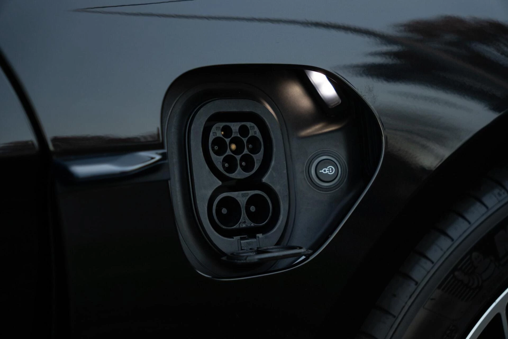 Hoofdafbeelding Porsche Taycan