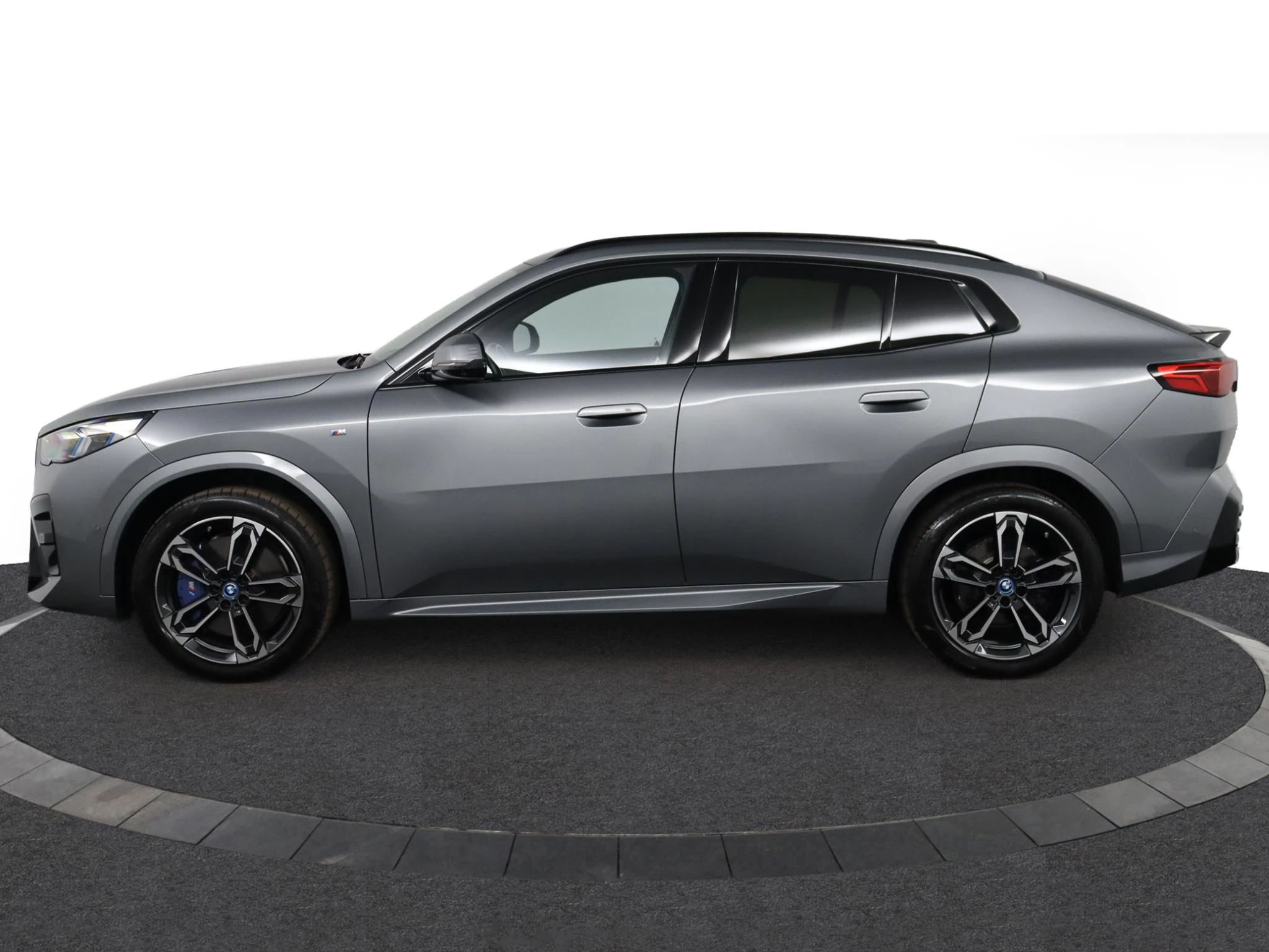 Hoofdafbeelding BMW iX2