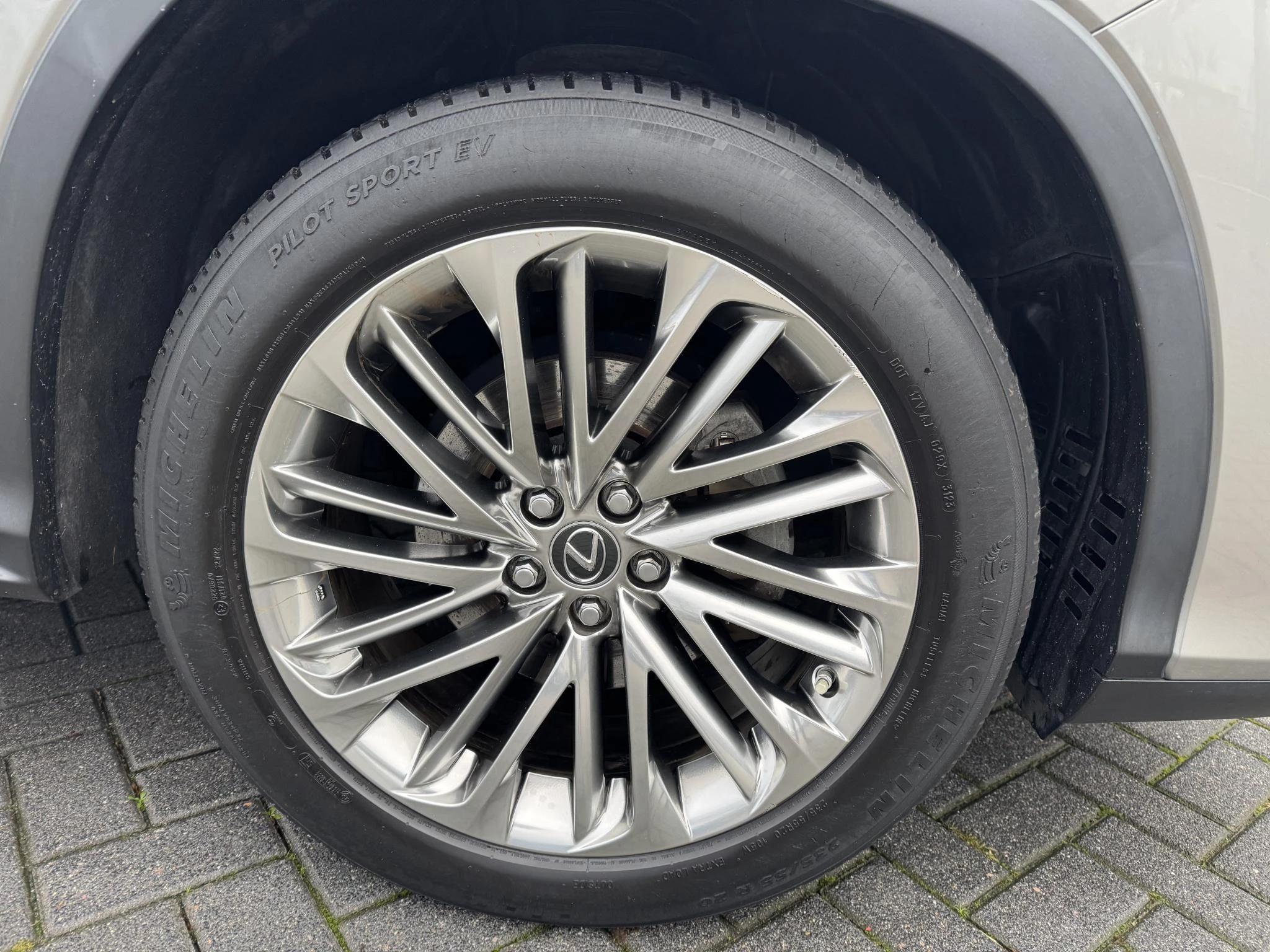 Hoofdafbeelding Lexus RX