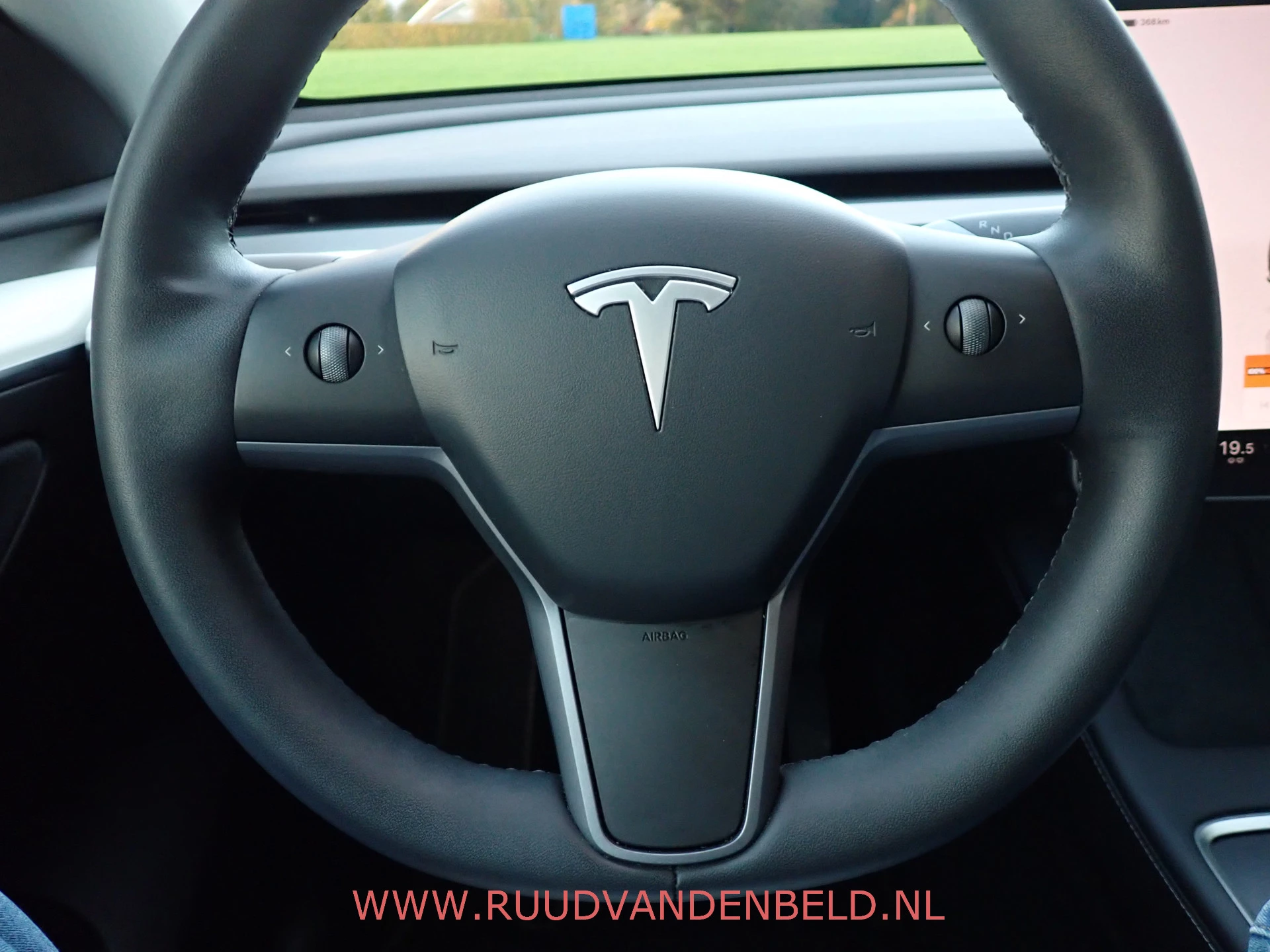 Hoofdafbeelding Tesla Model Y