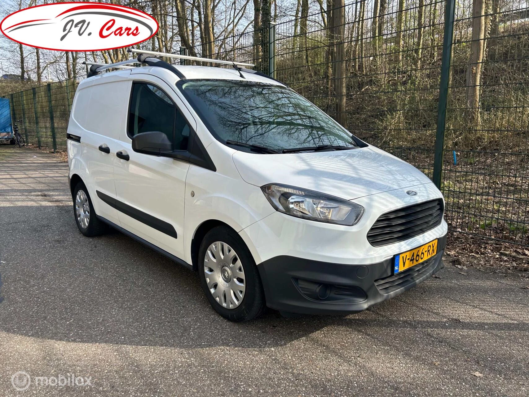 Hoofdafbeelding Ford Transit Courier