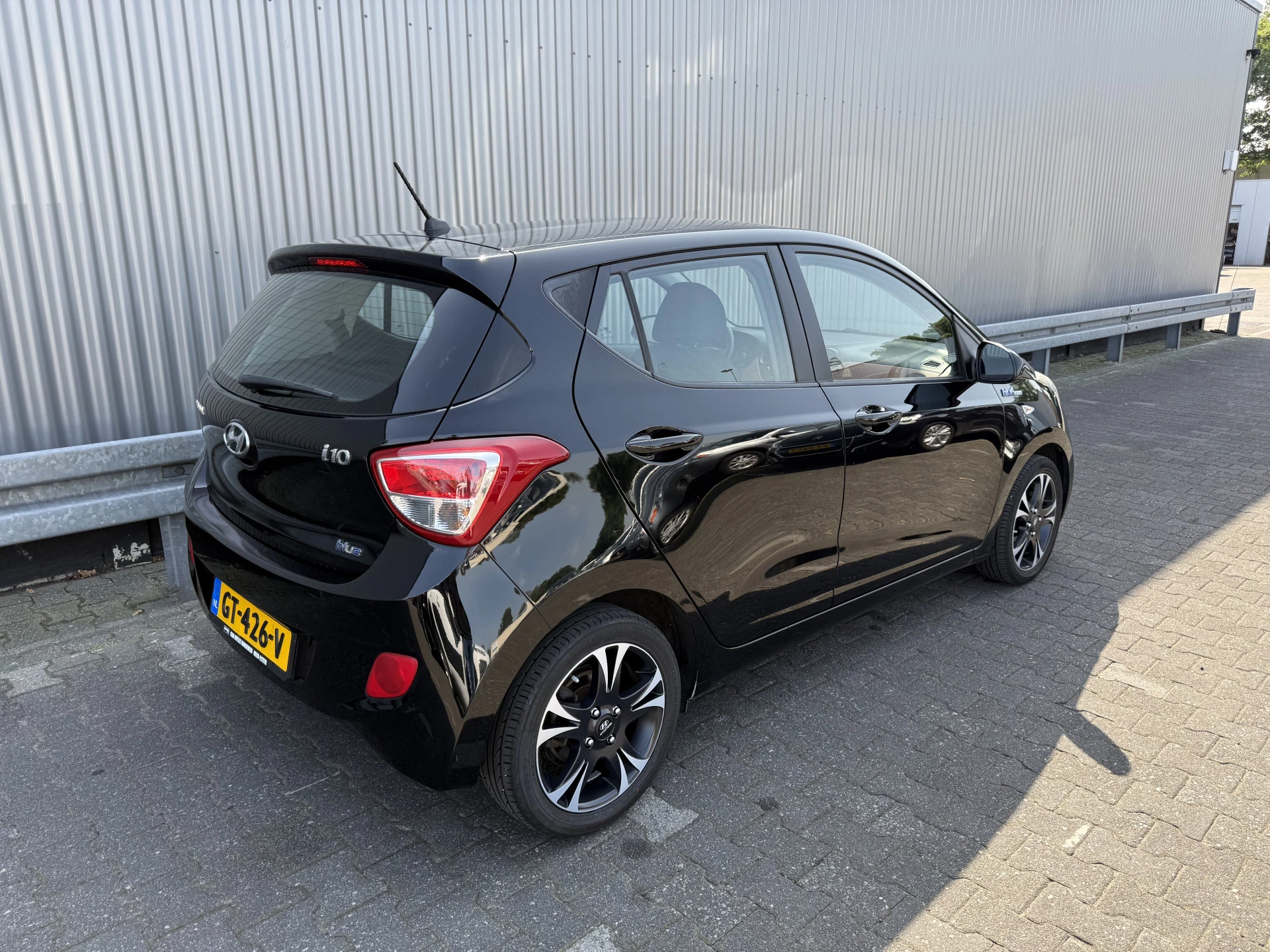 Hoofdafbeelding Hyundai i10