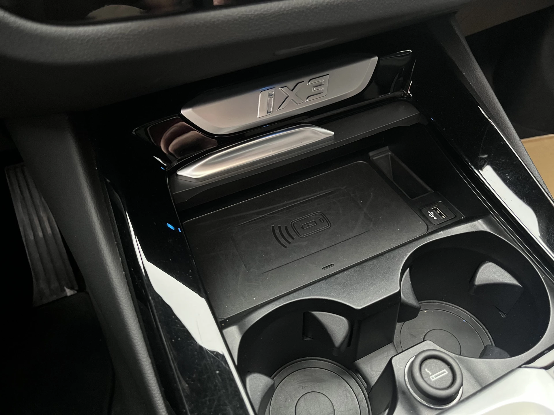 Hoofdafbeelding BMW iX3