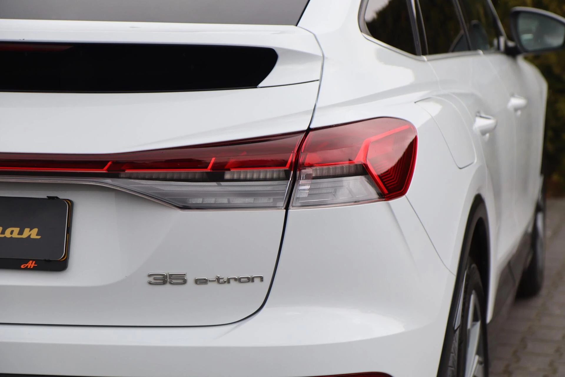 Hoofdafbeelding Audi Q4 Sportback e-tro