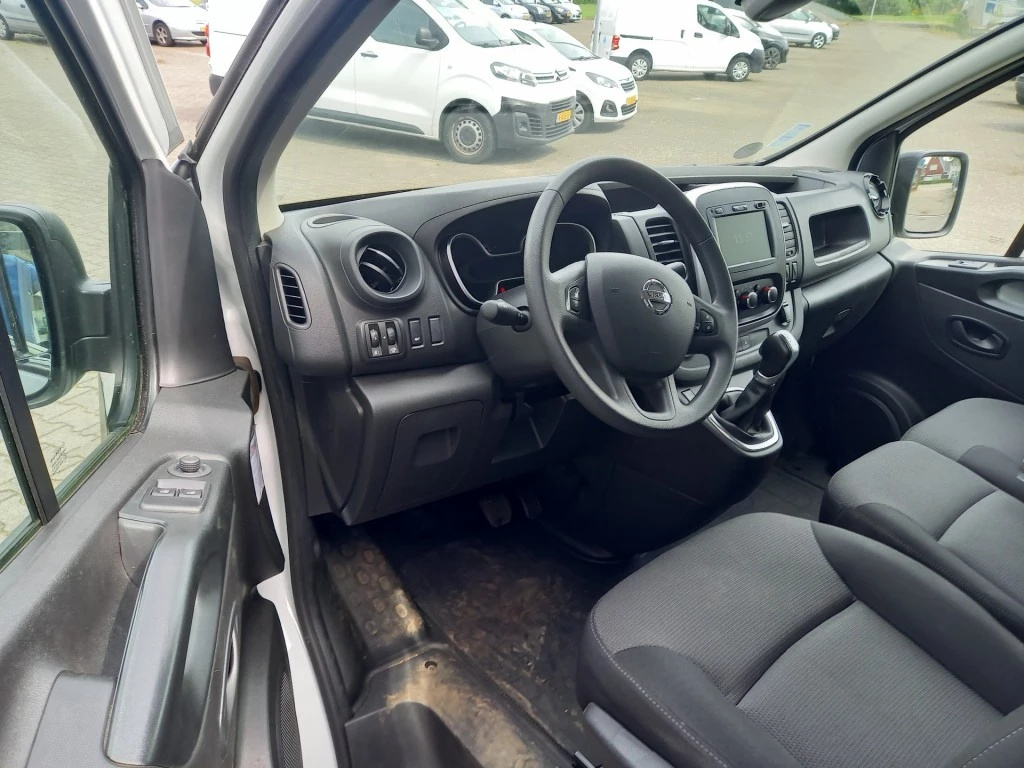 Hoofdafbeelding Nissan NV300