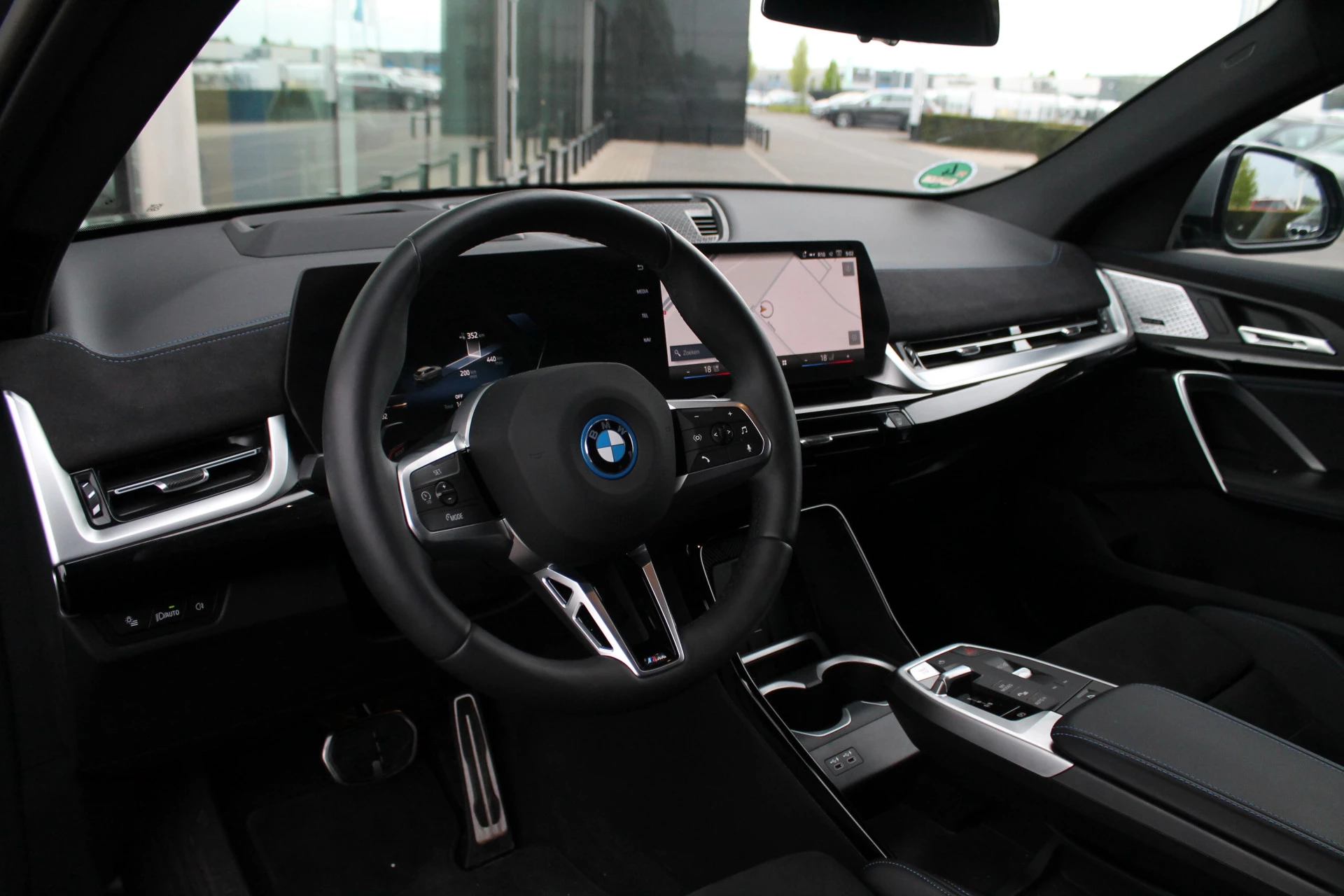 Hoofdafbeelding BMW iX2