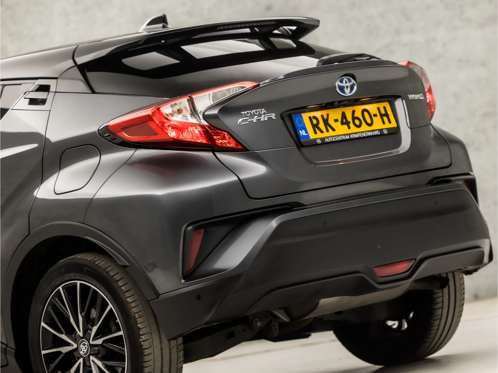 Hoofdafbeelding Toyota C-HR