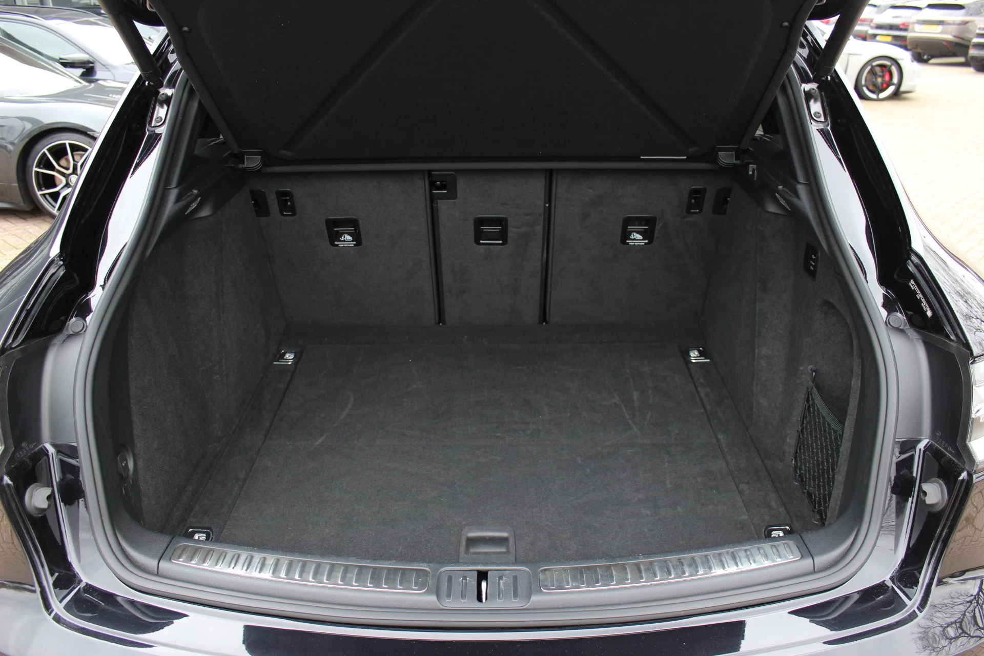 Hoofdafbeelding Porsche Macan