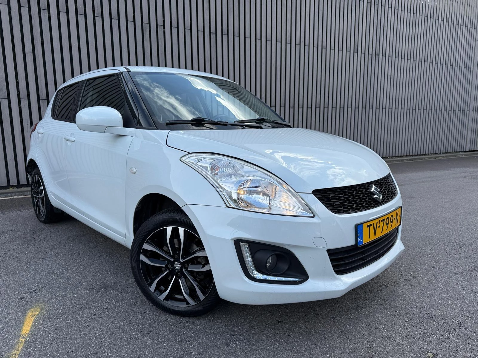 Hoofdafbeelding Suzuki Swift