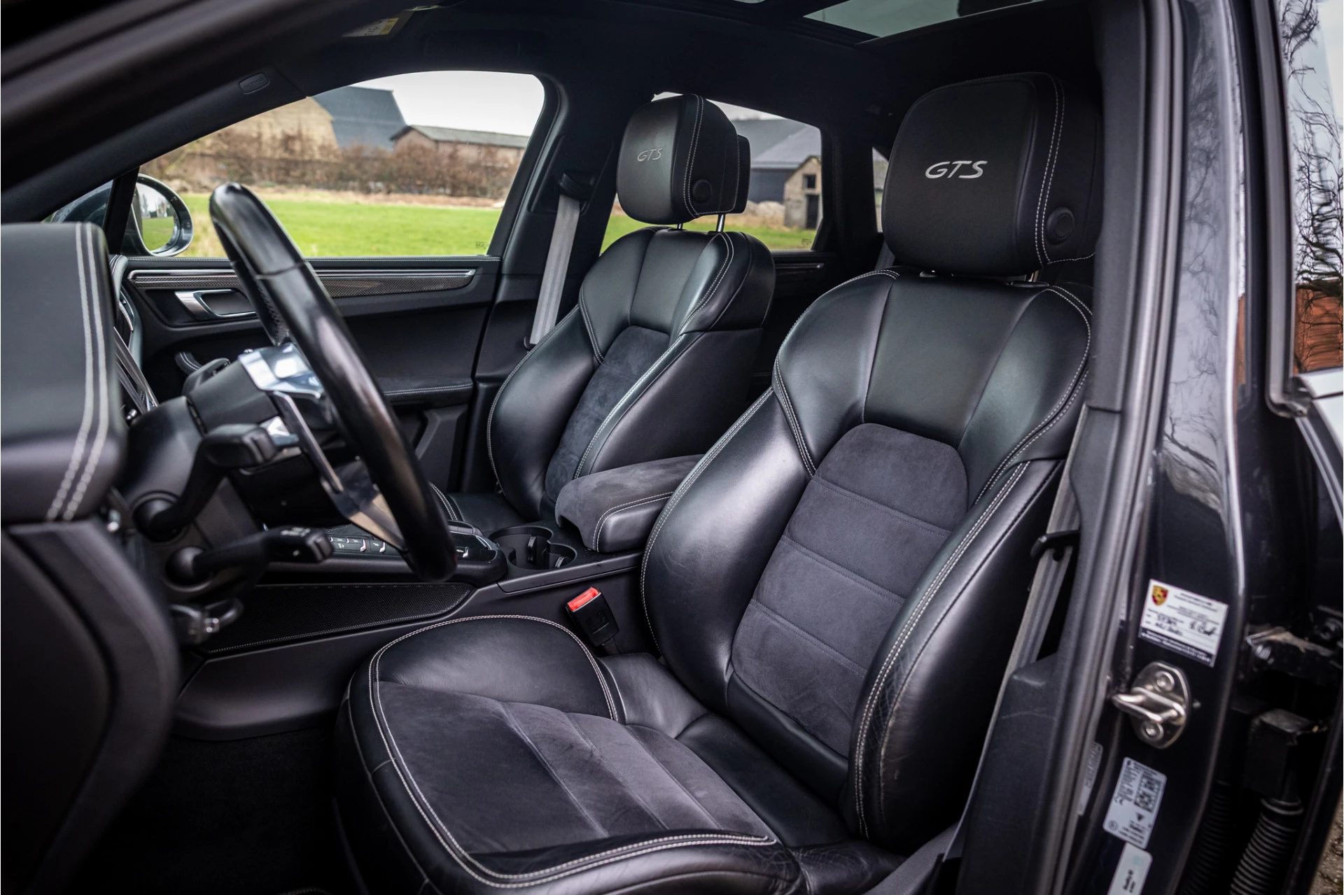 Hoofdafbeelding Porsche Macan