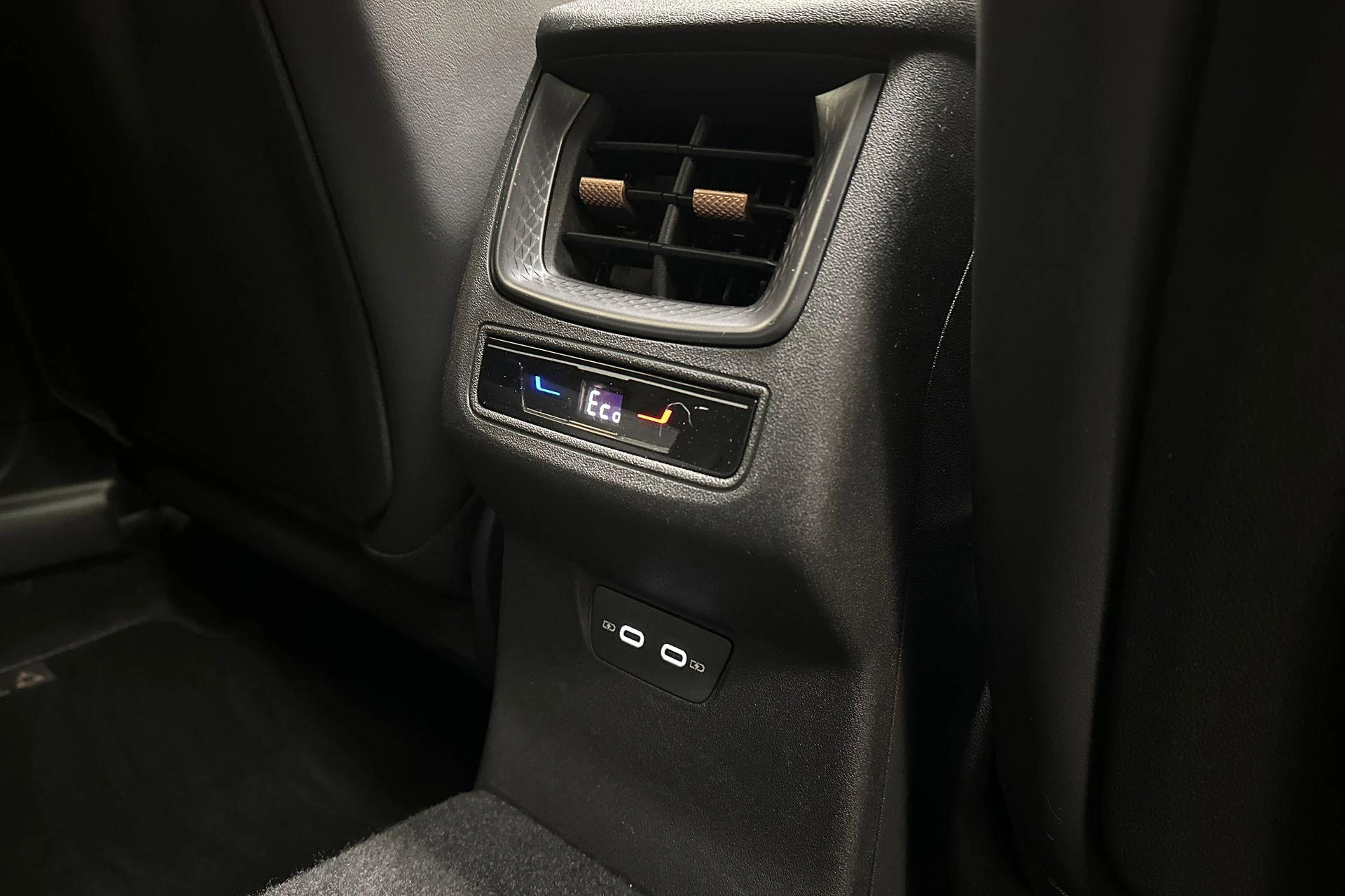 Hoofdafbeelding CUPRA Terramar