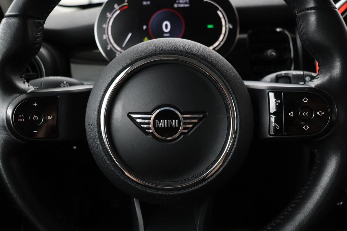Hoofdafbeelding MINI One
