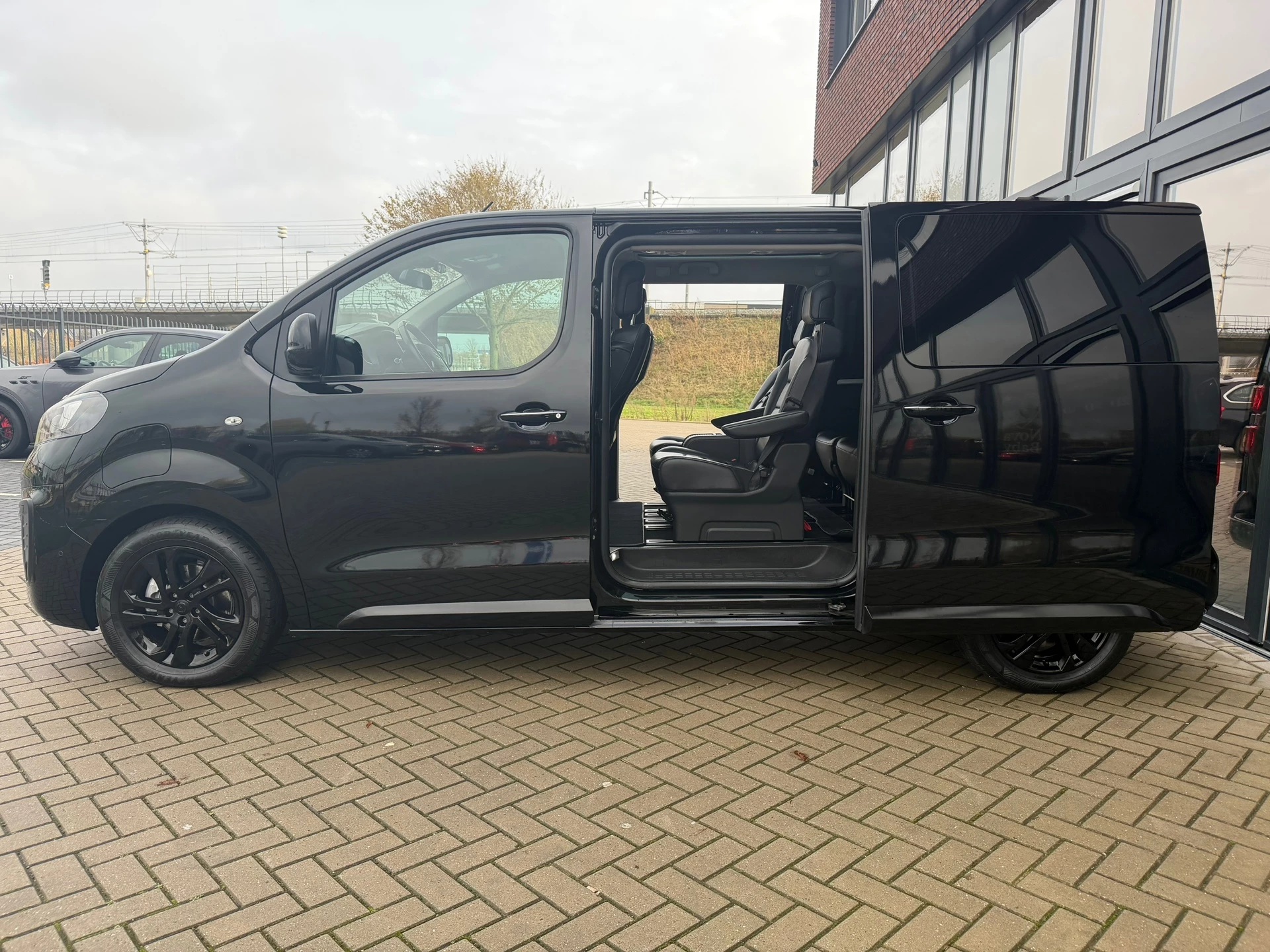 Hoofdafbeelding Opel Zafira e-Life