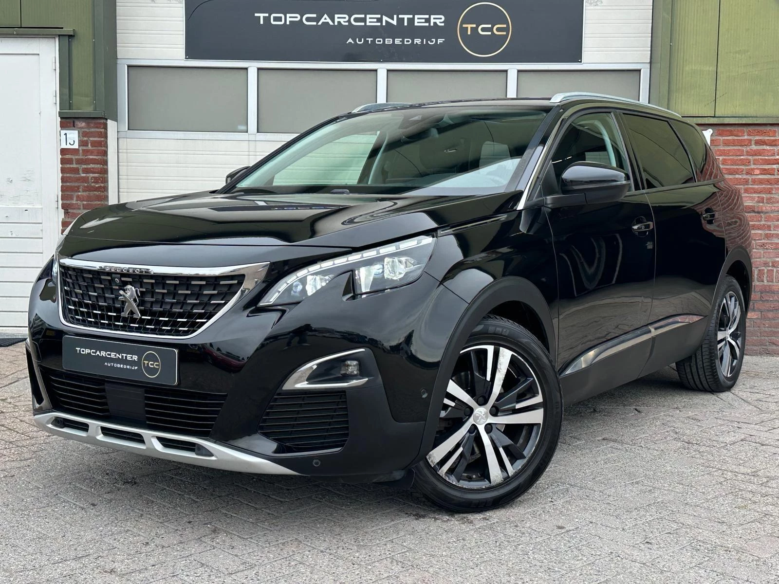 Hoofdafbeelding Peugeot 5008