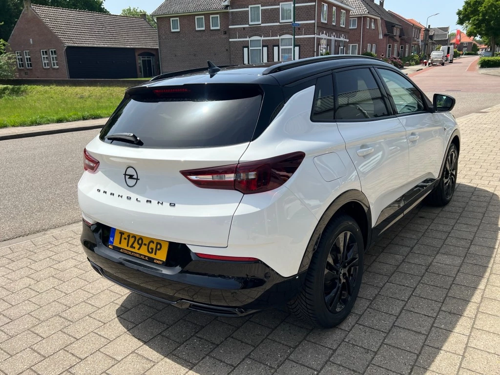 Hoofdafbeelding Opel Grandland