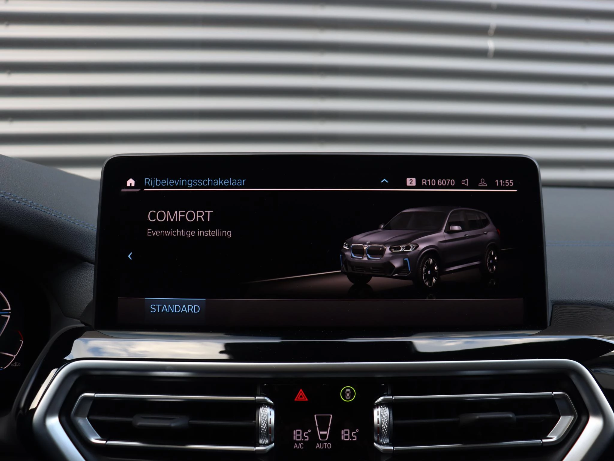 Hoofdafbeelding BMW iX3