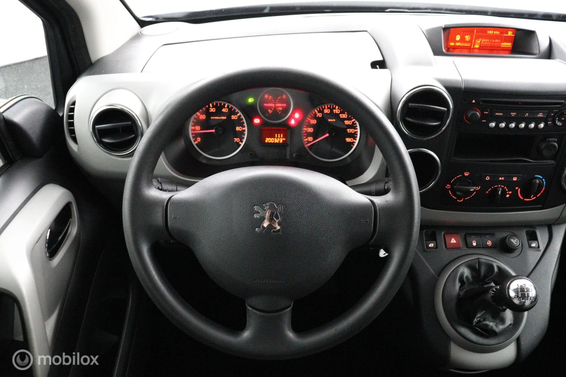 Hoofdafbeelding Peugeot Partner