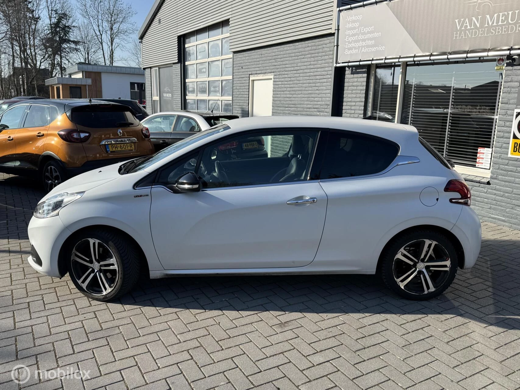 Hoofdafbeelding Peugeot 208