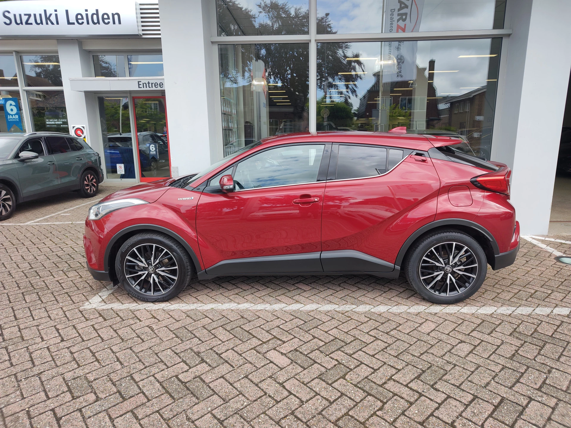 Hoofdafbeelding Toyota C-HR