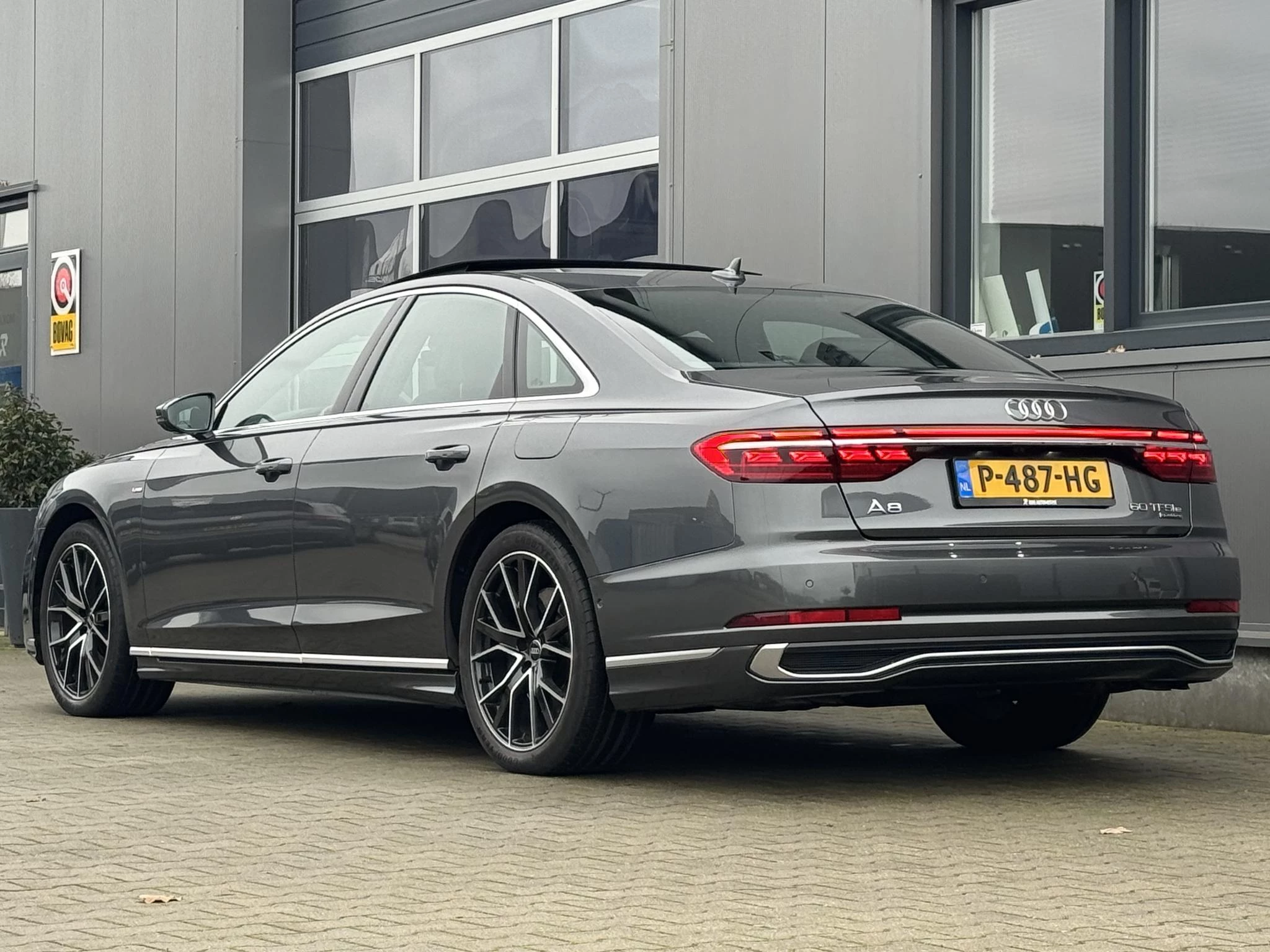 Hoofdafbeelding Audi A8