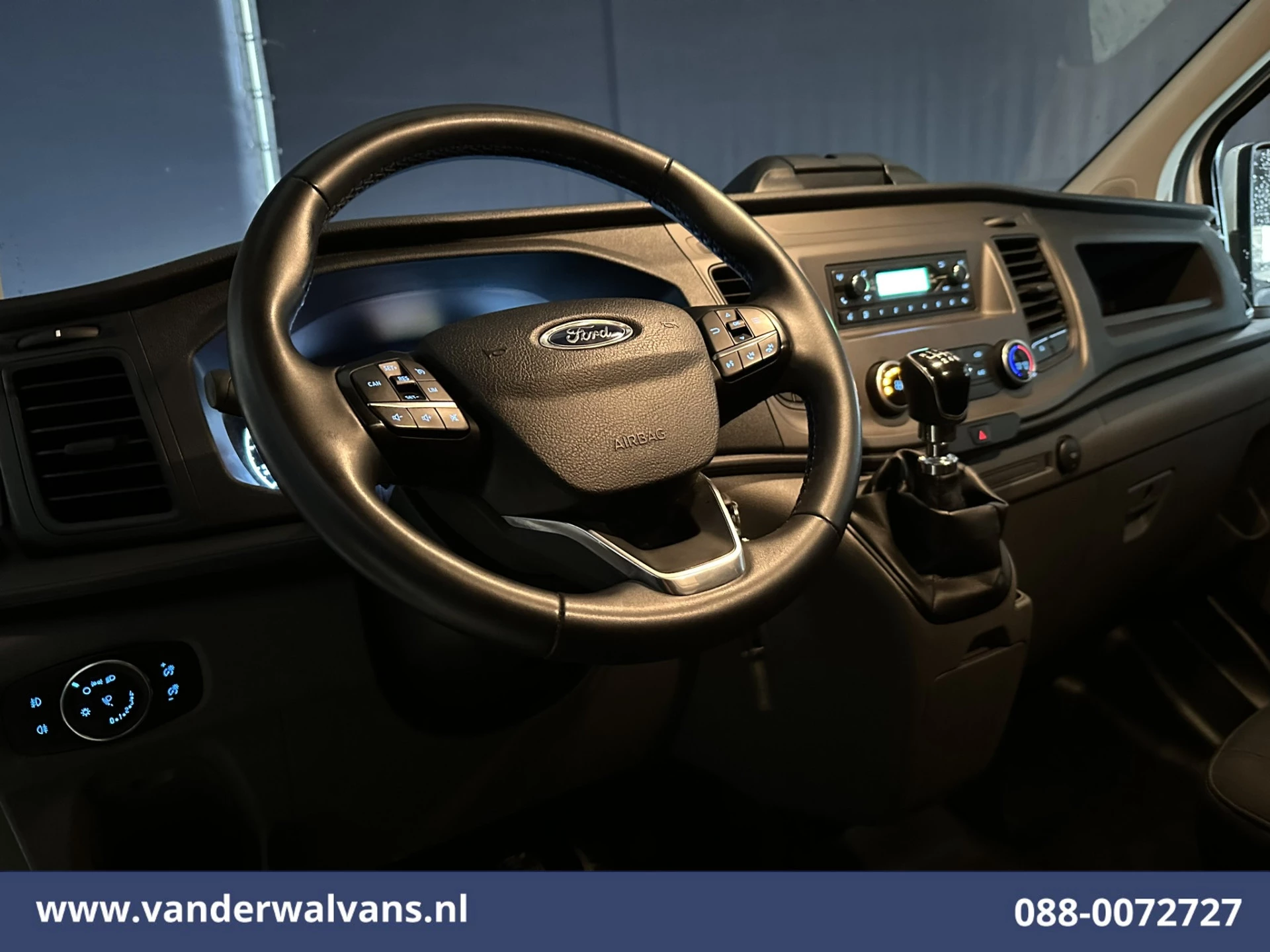 Hoofdafbeelding Ford Transit Custom