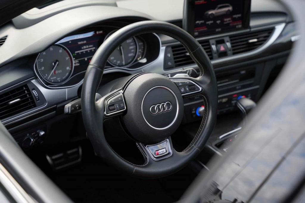 Hoofdafbeelding Audi S6