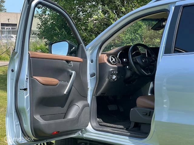 Hoofdafbeelding Mercedes-Benz X-Klasse