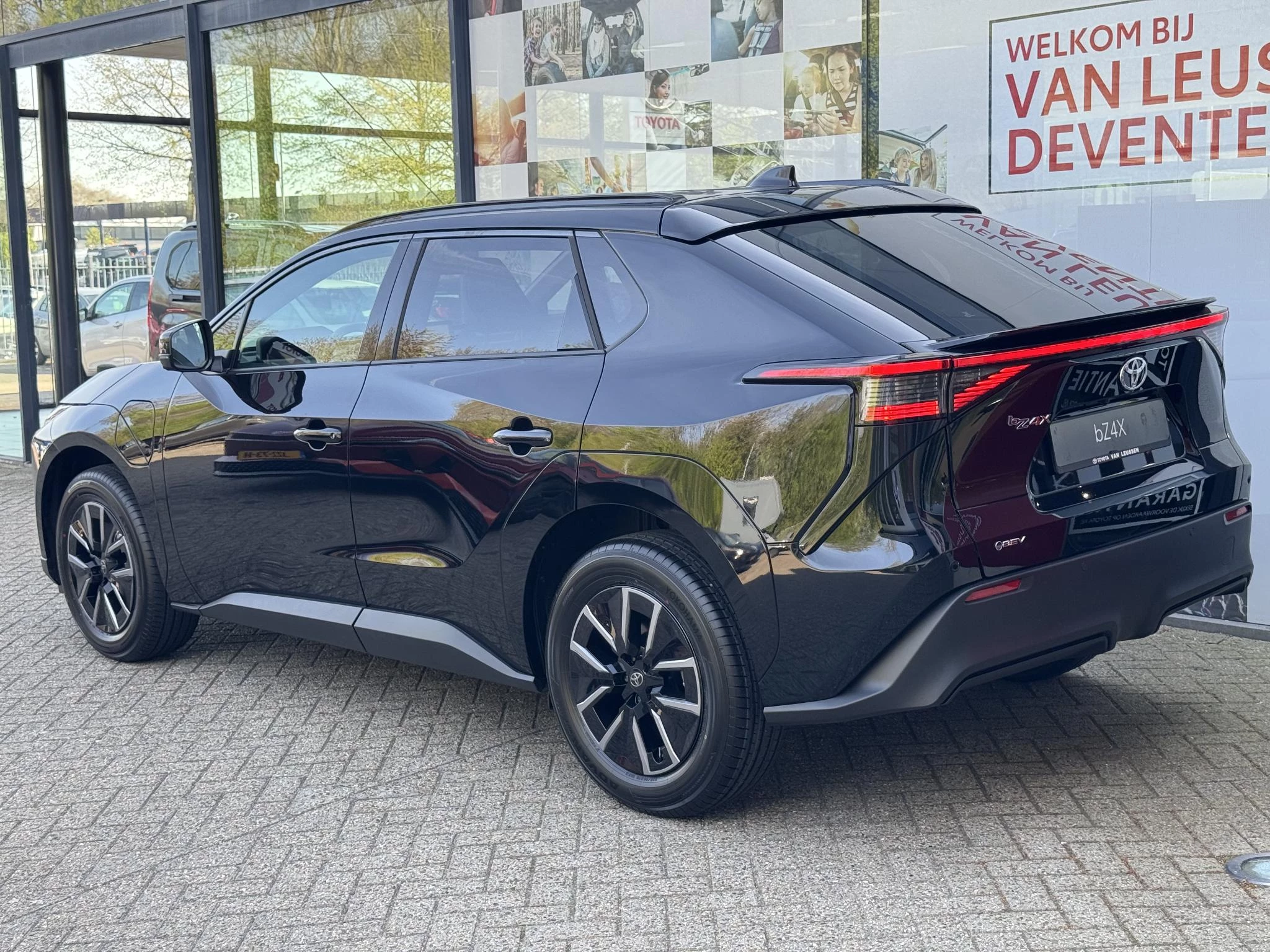 Hoofdafbeelding Toyota bZ4X