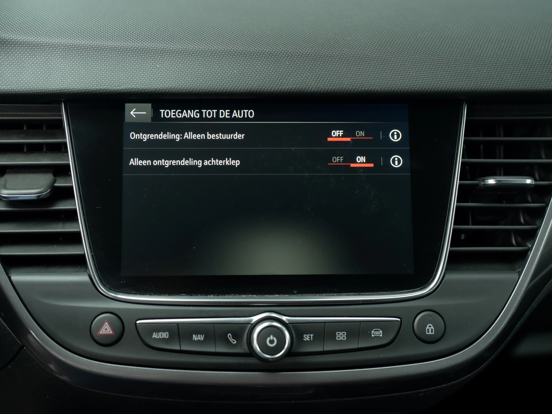 Hoofdafbeelding Opel Crossland X