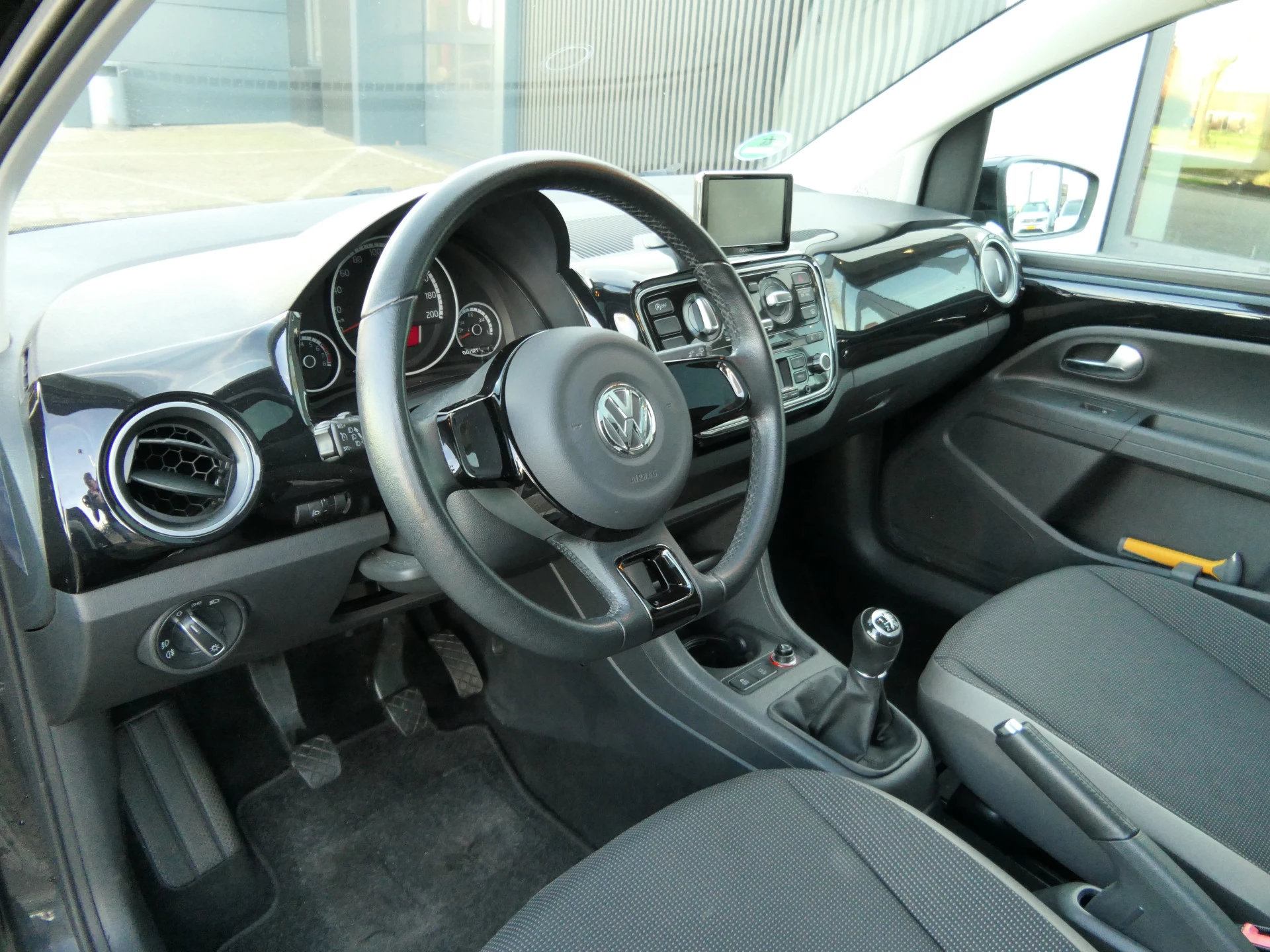 Hoofdafbeelding Volkswagen up!