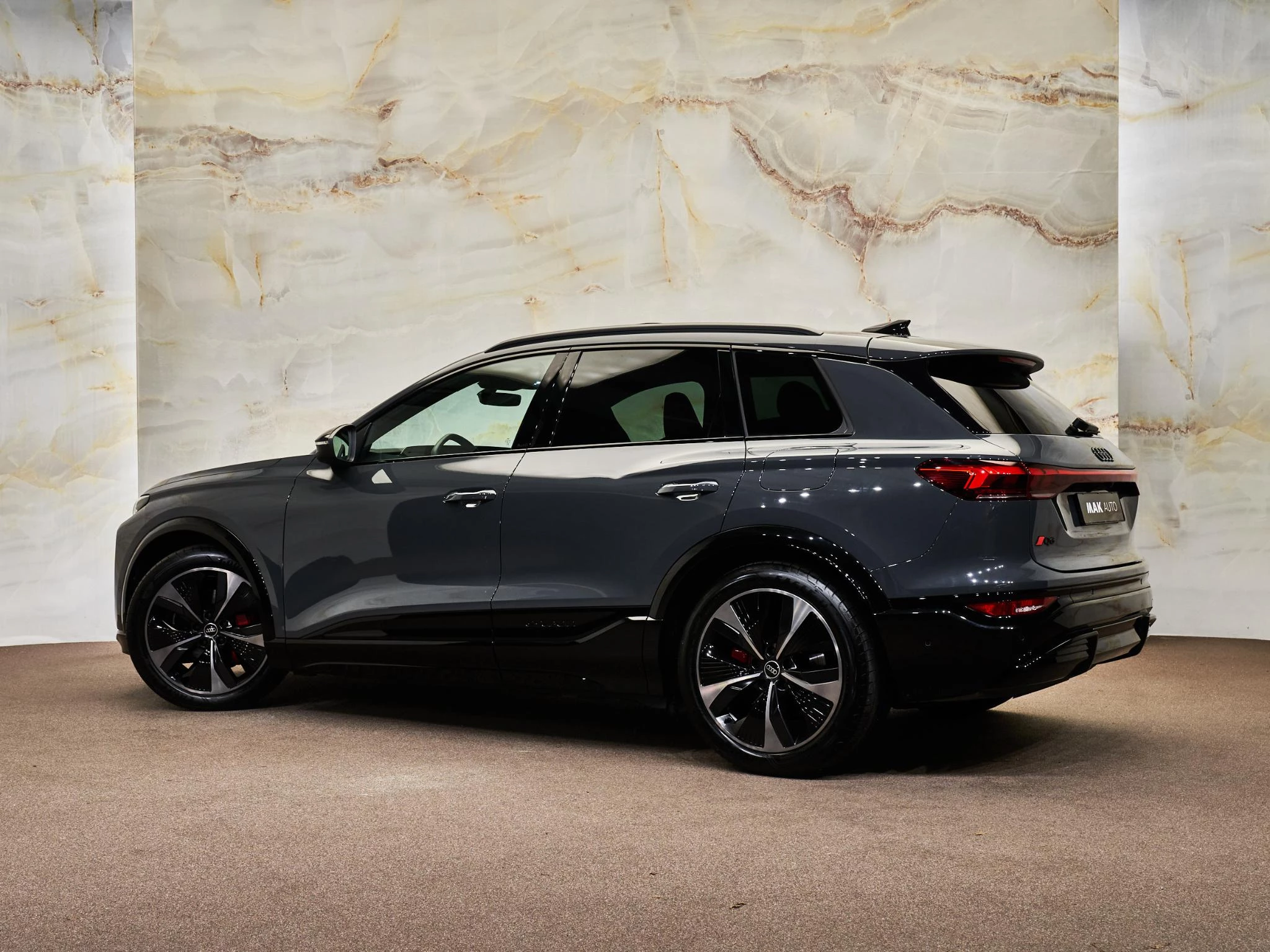 Hoofdafbeelding Audi Q6 e-tron