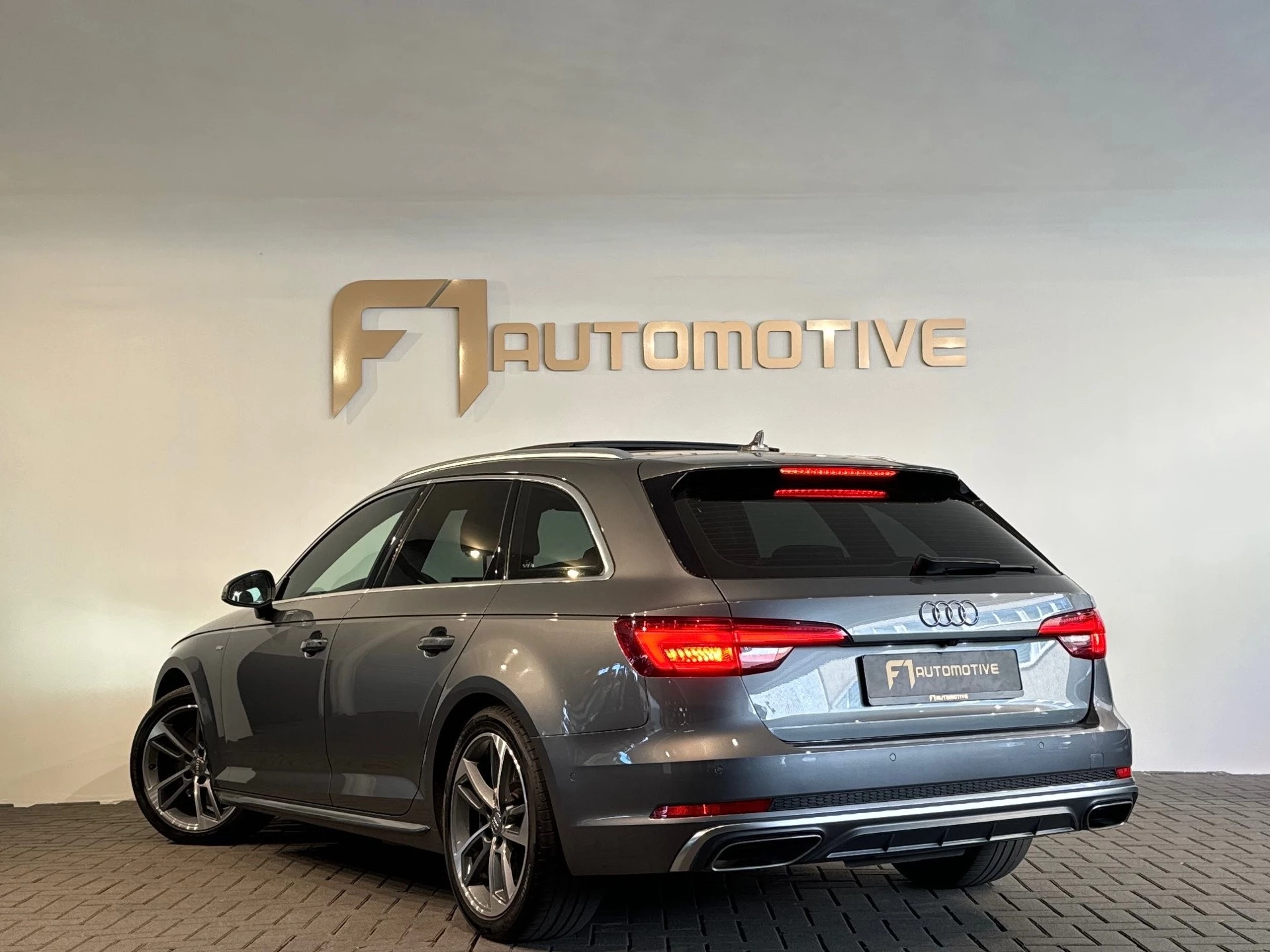 Hoofdafbeelding Audi A4