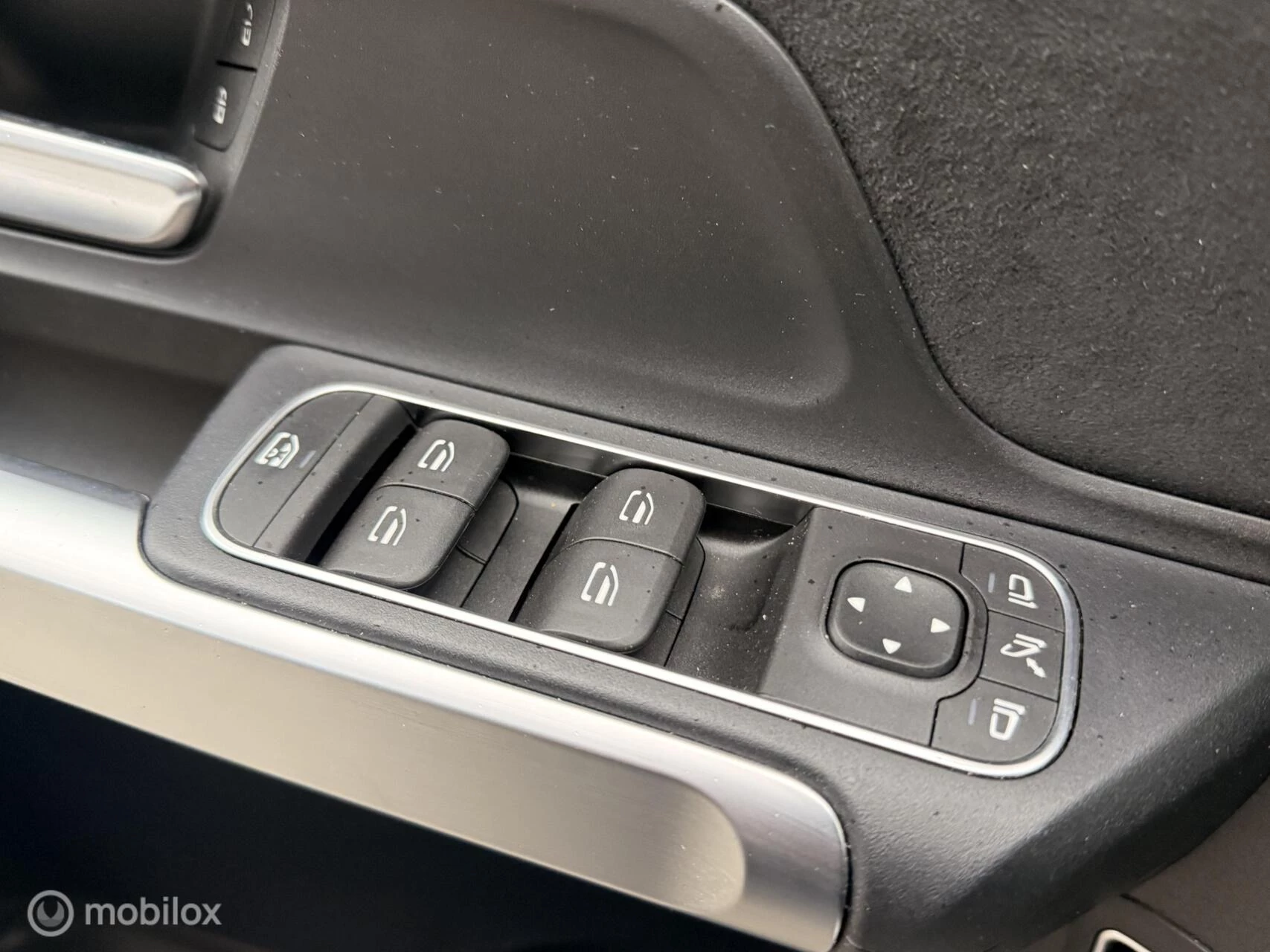 Hoofdafbeelding Mercedes-Benz EQB