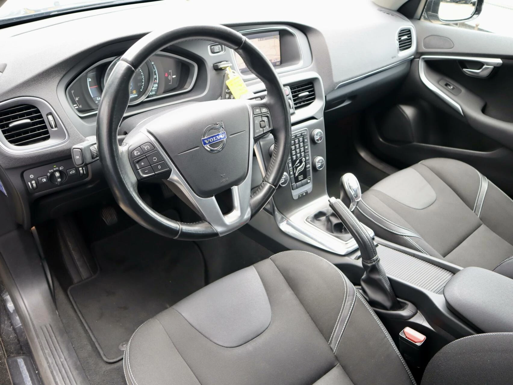 Hoofdafbeelding Volvo V40