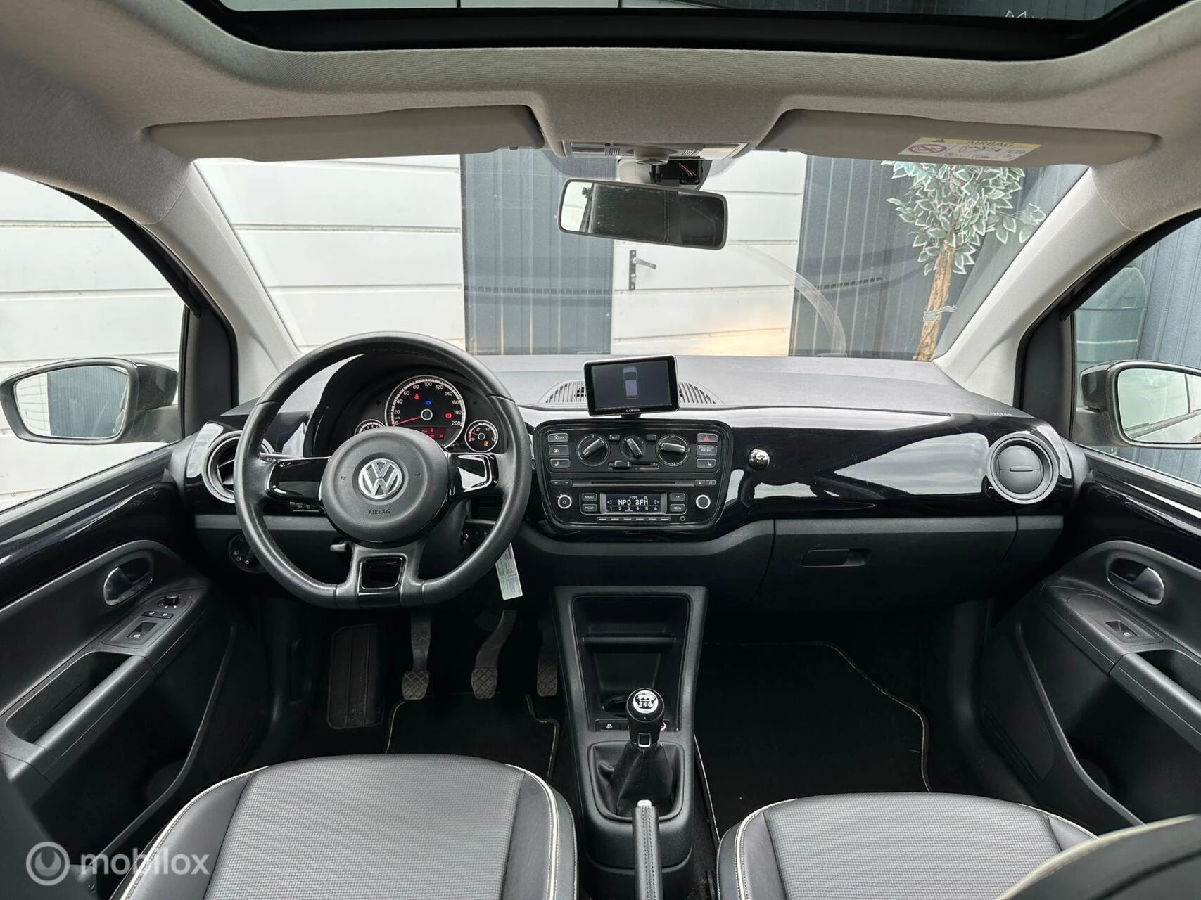 Hoofdafbeelding Volkswagen up!