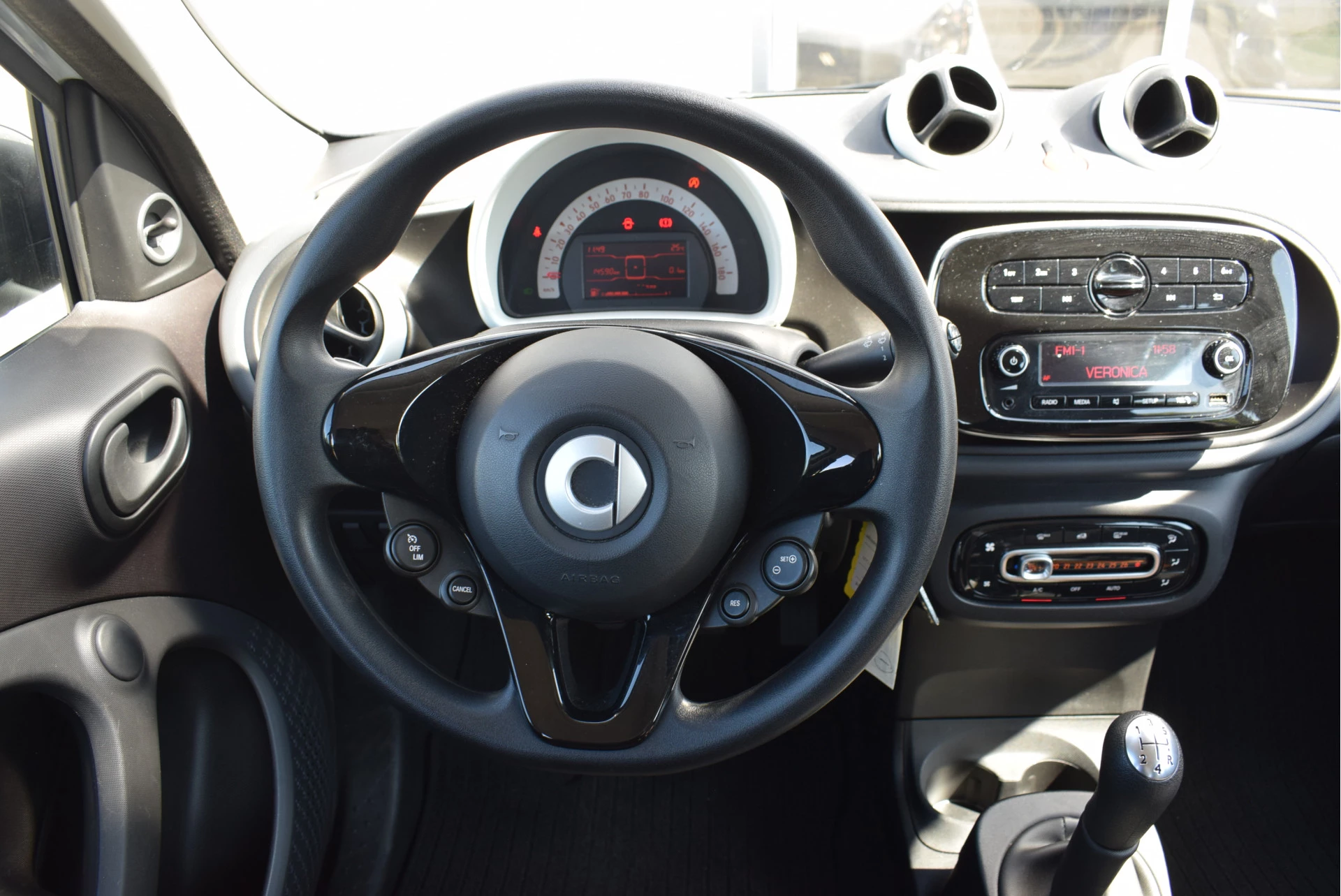 Hoofdafbeelding Smart Forfour