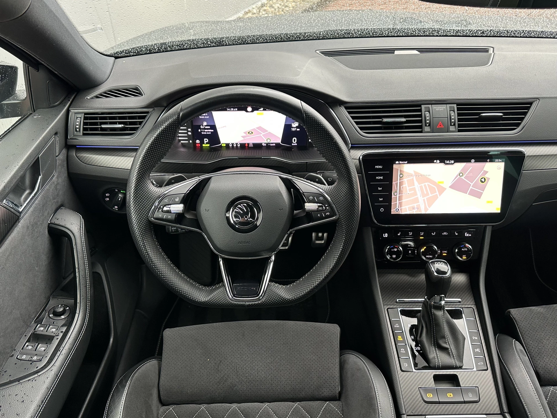 Hoofdafbeelding Škoda Superb